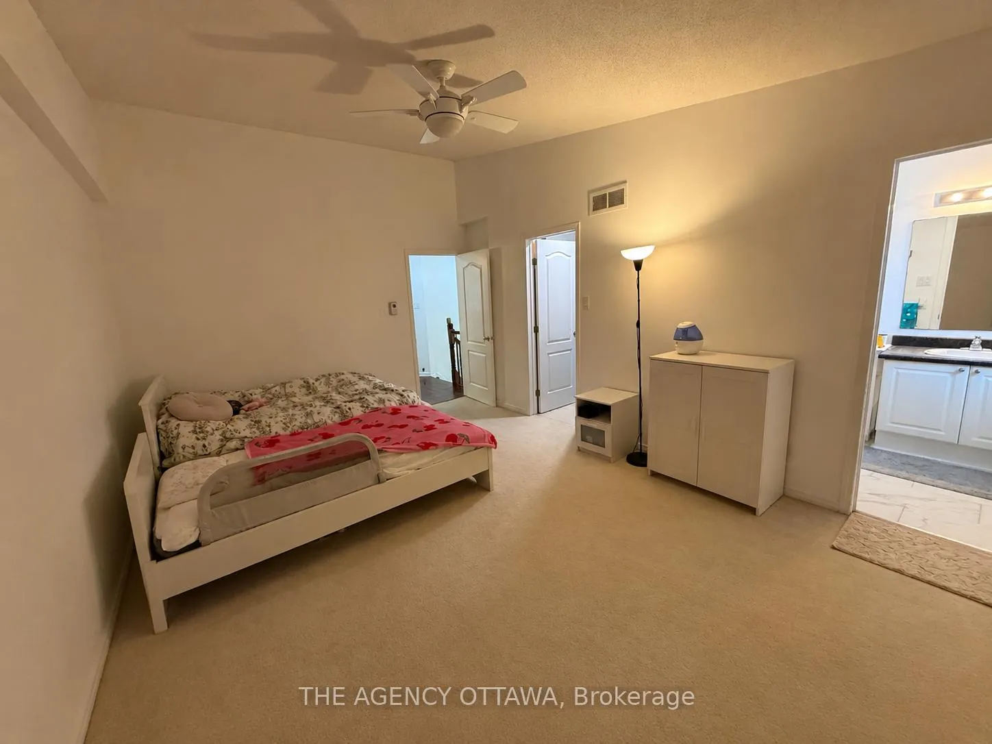 Photo 8 of 222 Freedom Private, Ottawa, Riverview Park — HOMEH
