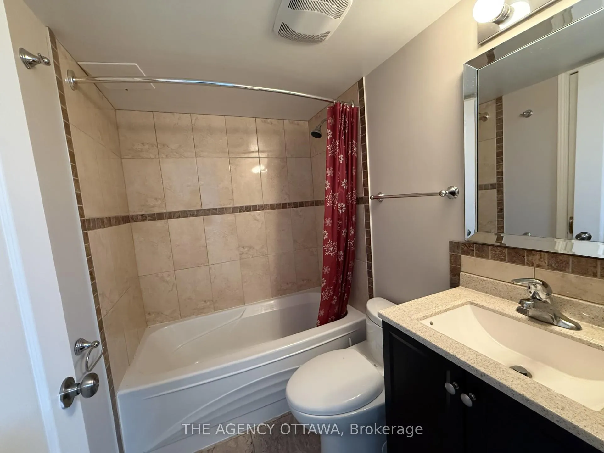 Photo 11 of 222 Freedom Private, Ottawa, Riverview Park — HOMEH