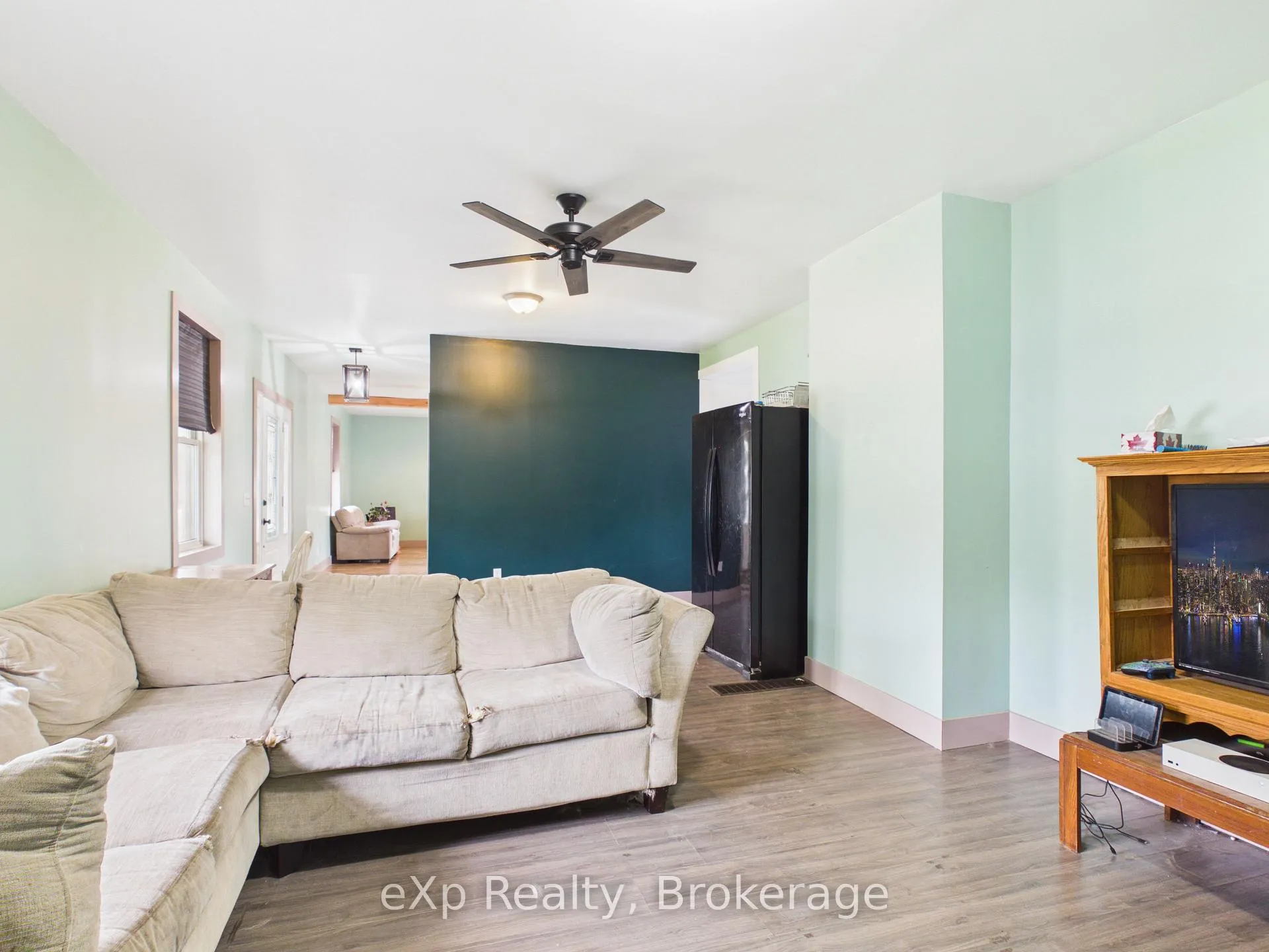Photo 7 of 569 Louisa Street, West Grey — HOMEH