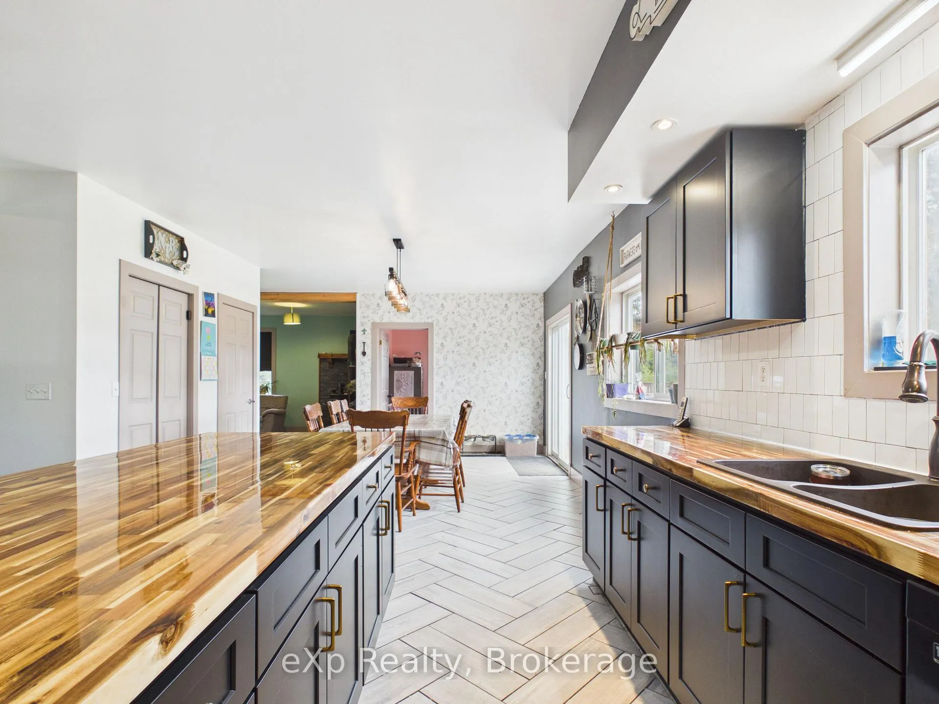 Photo 12 of 569 Louisa Street, West Grey — HOMEH