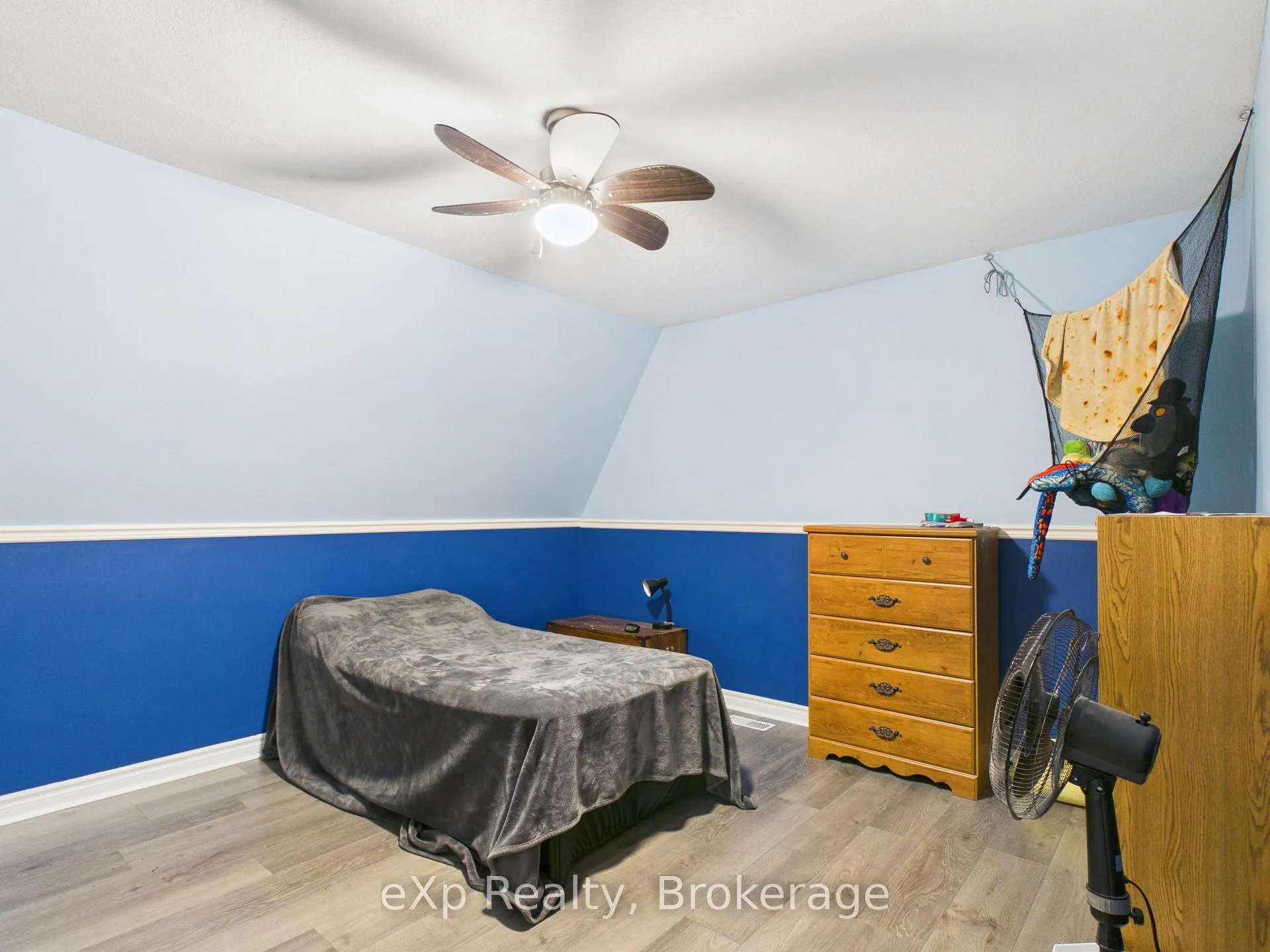 Photo 26 of 569 Louisa Street, West Grey — HOMEH