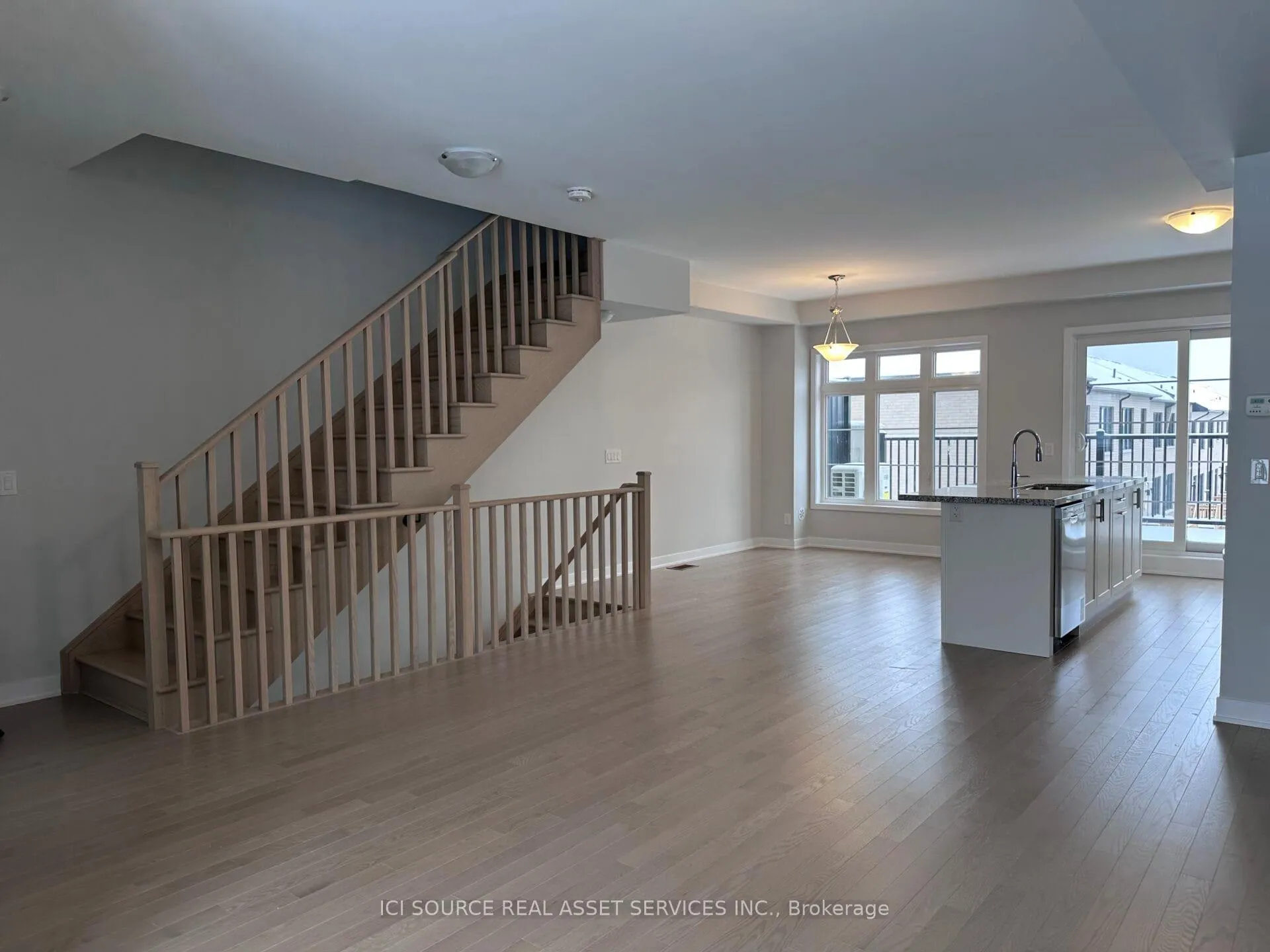Photo 4 of 83 York Downs Boulevard, Markham, Angus Glen — HOMEH