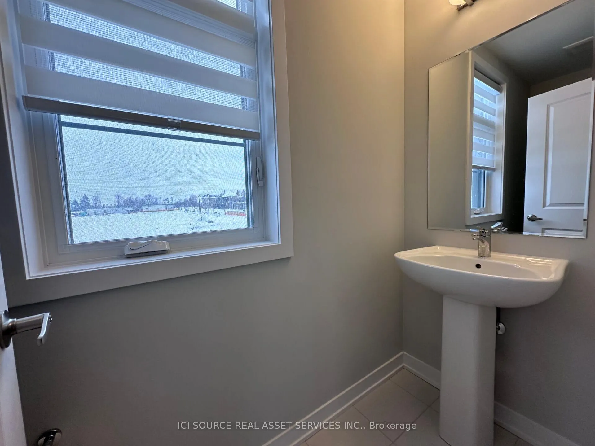 Photo 6 of 83 York Downs Boulevard, Markham, Angus Glen — HOMEH