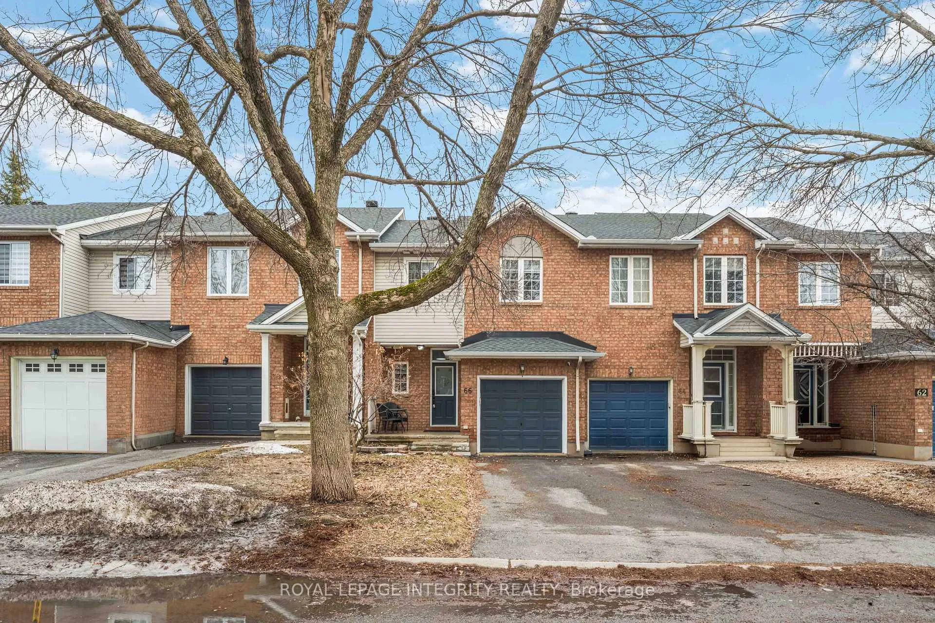 Photo 2 of 66 Eagleview Street, Ottawa, Kanata - Emerald Meadows/Trailwest — HOMEH