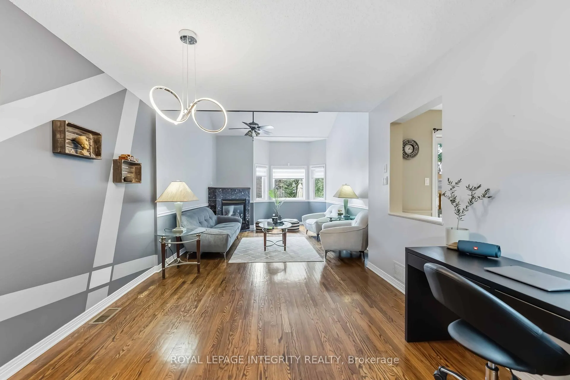 Photo 5 of 66 Eagleview Street, Ottawa, Kanata - Emerald Meadows/Trailwest — HOMEH