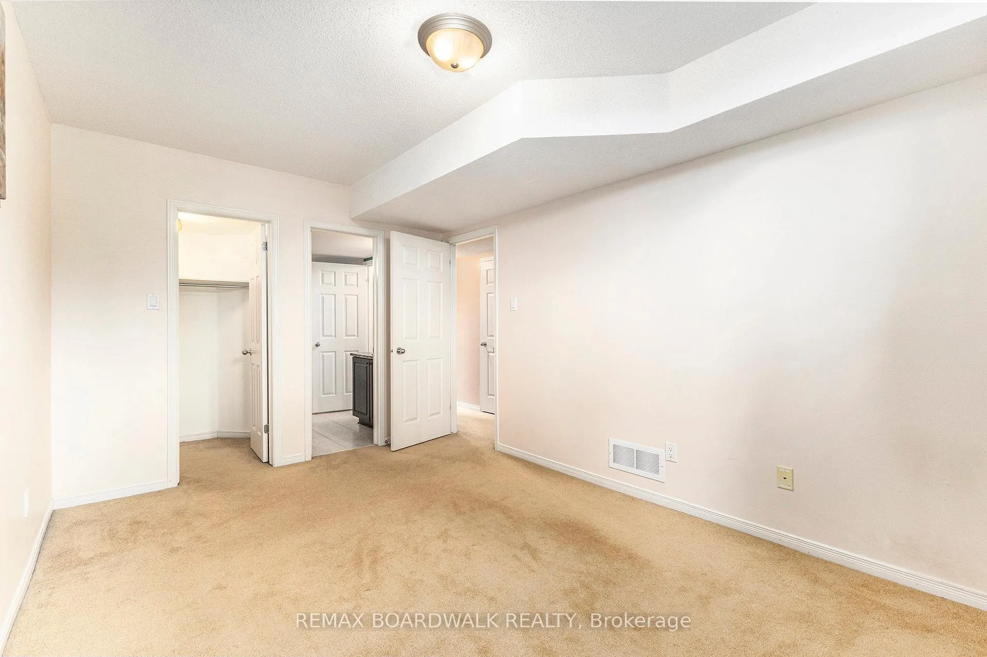 Photo 15 of Unit 169, 70 Edenvale Drive, Ottawa, Kanata - Beaverbrook — HOMEH