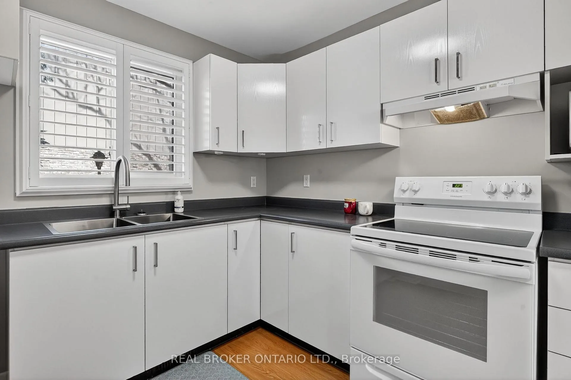 Photo 5 of Unit 47, 105 Hansen Road N, Brampton, Madoc — HOMEH