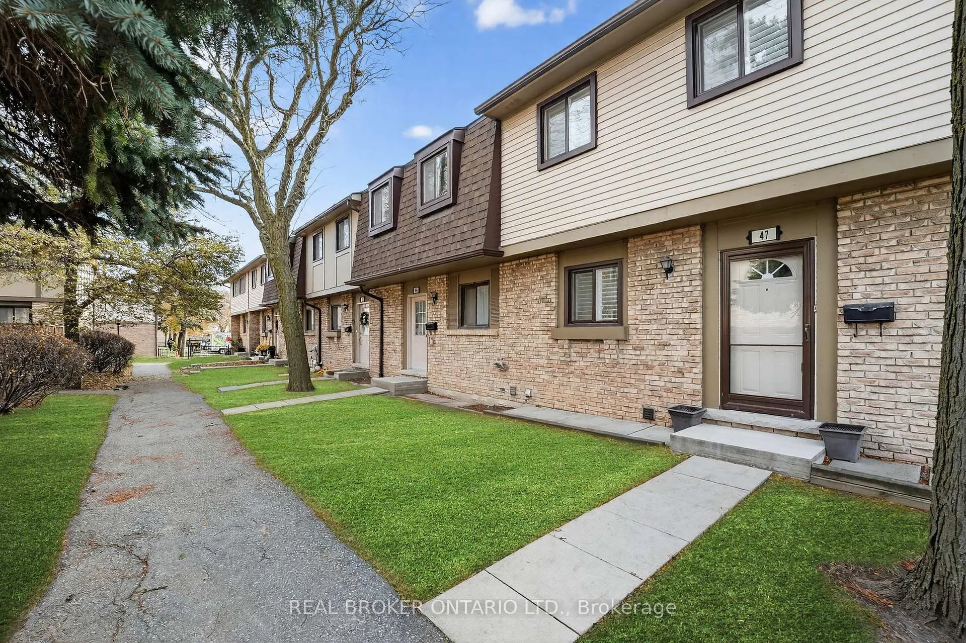 Photo 30 of Unit 47, 105 Hansen Road N, Brampton, Madoc — HOMEH