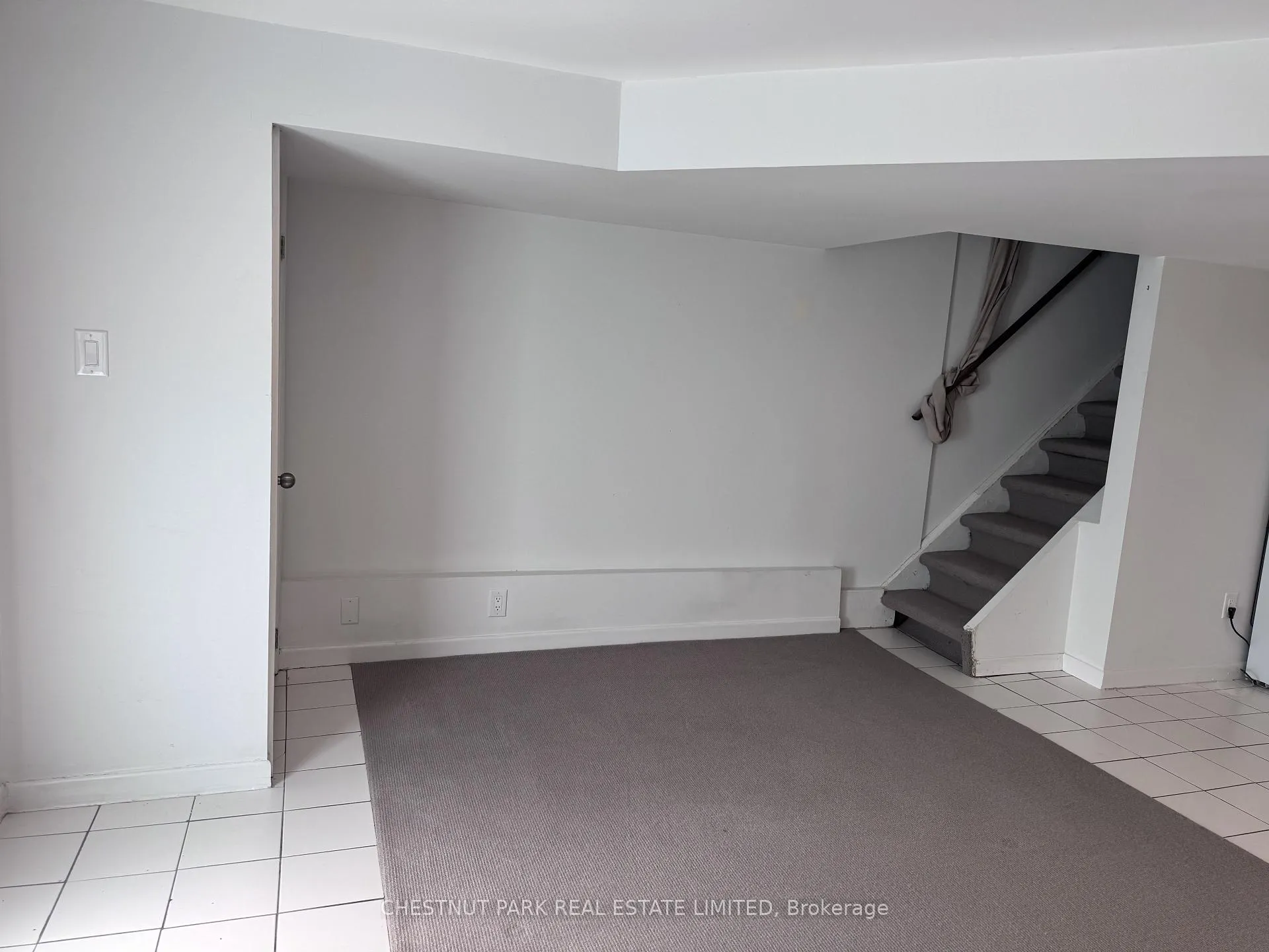 Photo 13 of Unit Lower, 10 Wroxeter Avenue, Toronto, North Riverdale — HOMEH