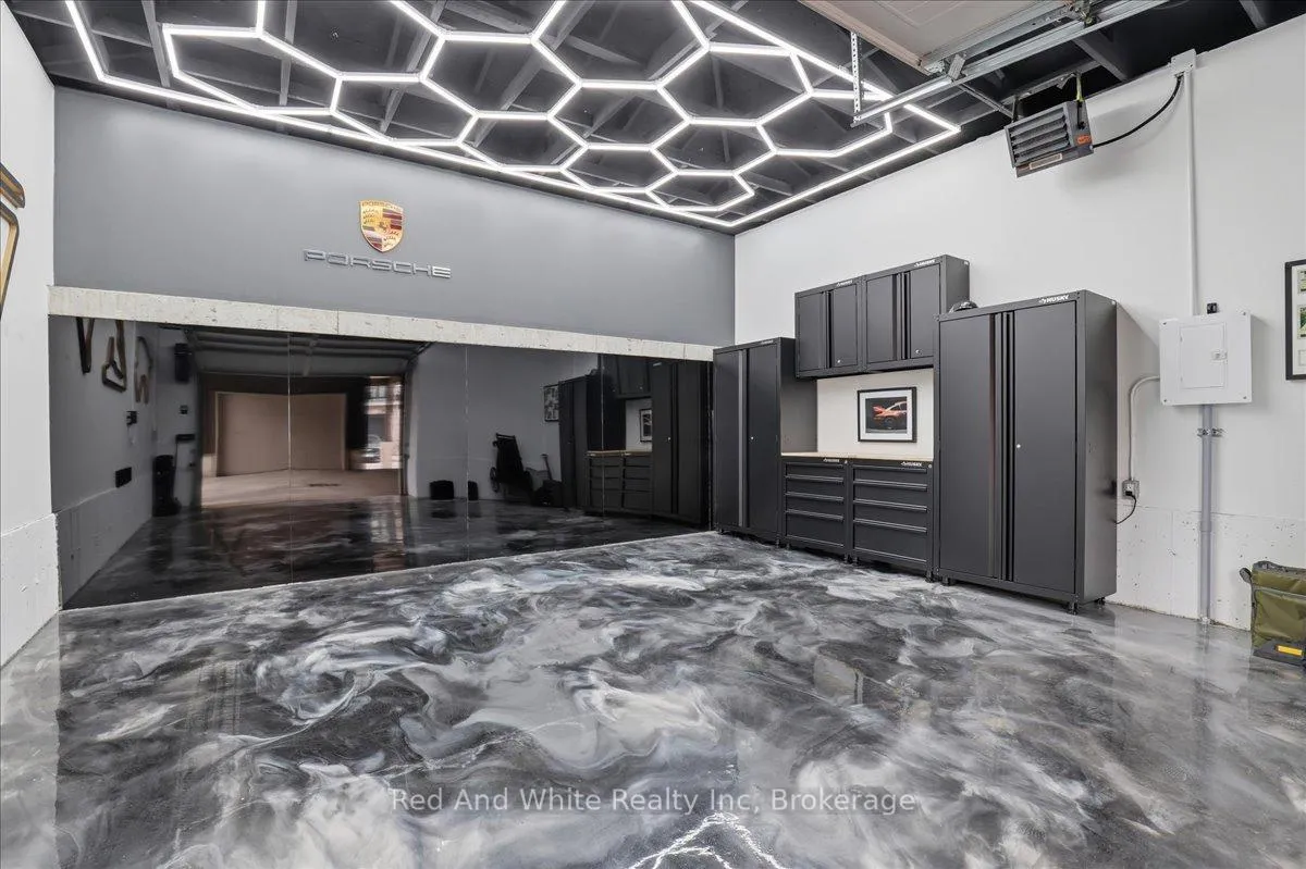 Photo 3 of Unit 303, 19 Guelph Avenue, Cambridge, Hespeler Village — HOMEH