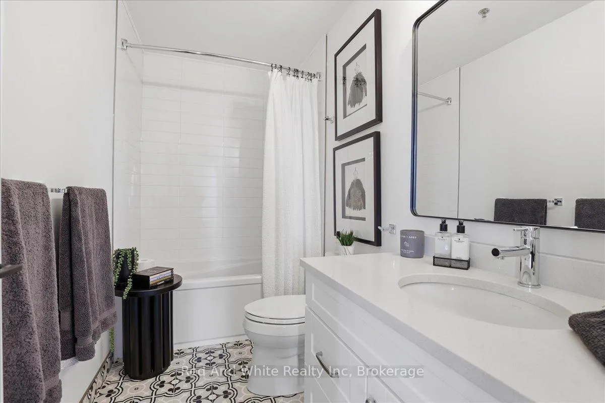 Photo 15 of Unit 303, 19 Guelph Avenue, Cambridge, Hespeler Village — HOMEH