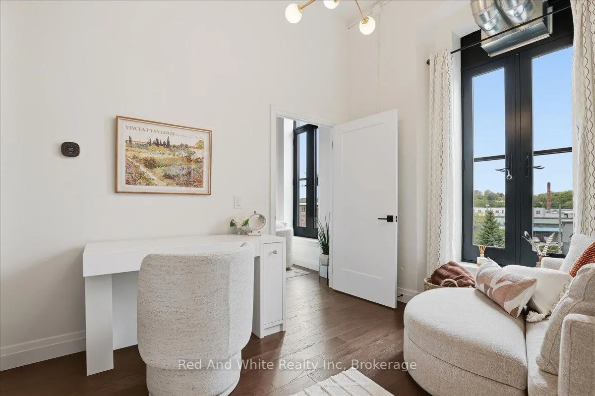 Photo 20 of Unit 303, 19 Guelph Avenue, Cambridge, Hespeler Village — HOMEH
