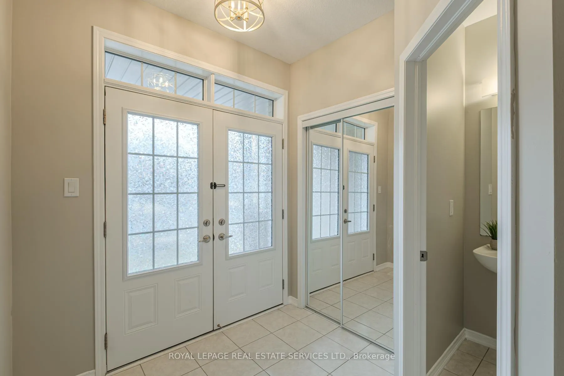 Photo 6 of 76 Cooke Avenue, Brantford, Shellard Lane — HOMEH