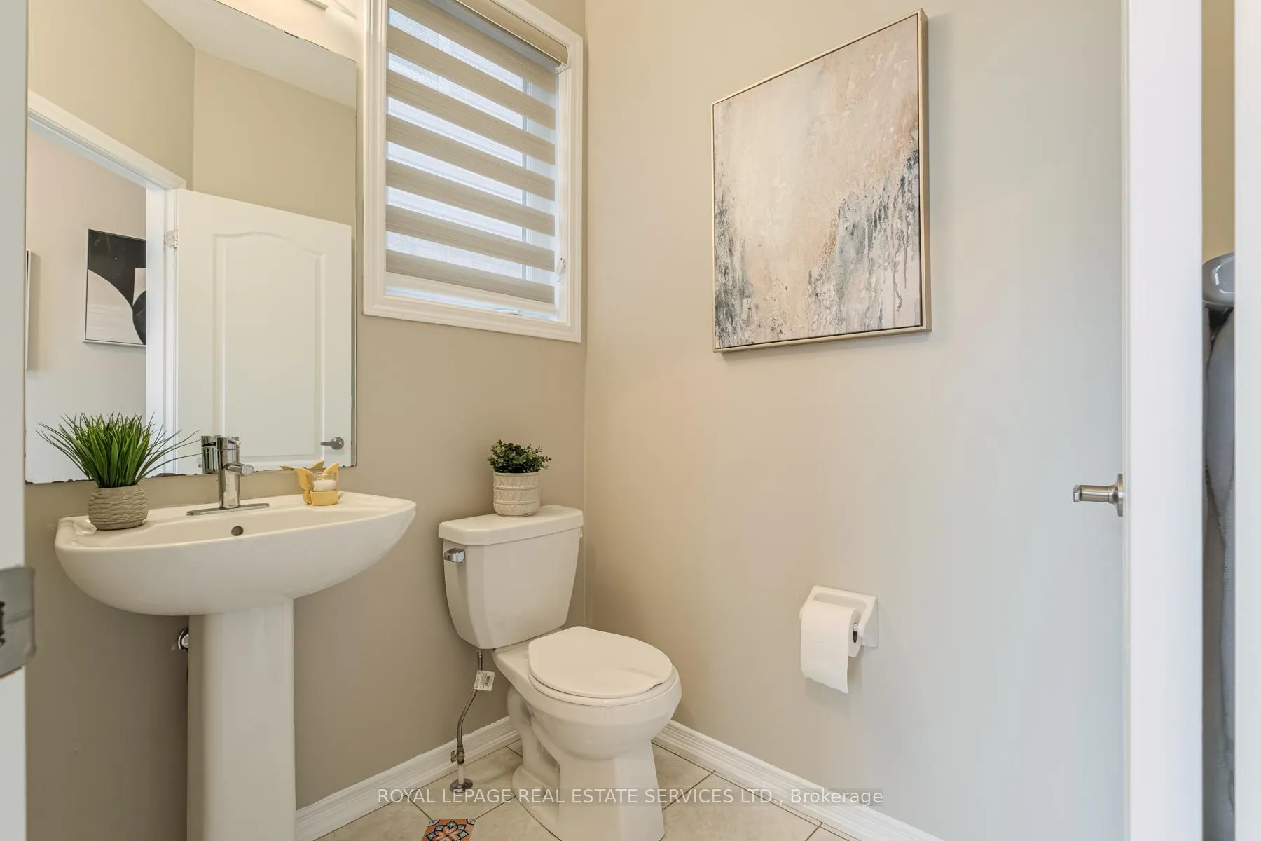 Photo 8 of 76 Cooke Avenue, Brantford, Shellard Lane — HOMEH