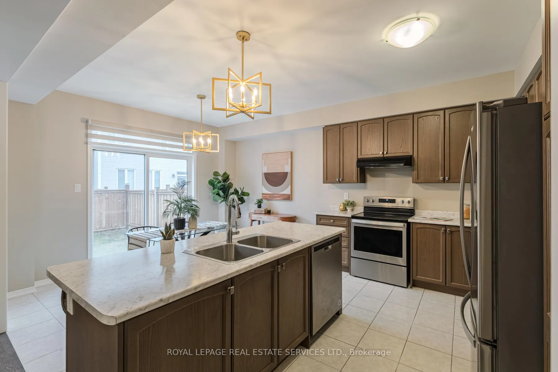 Photo 19 of 76 Cooke Avenue, Brantford, Shellard Lane — HOMEH
