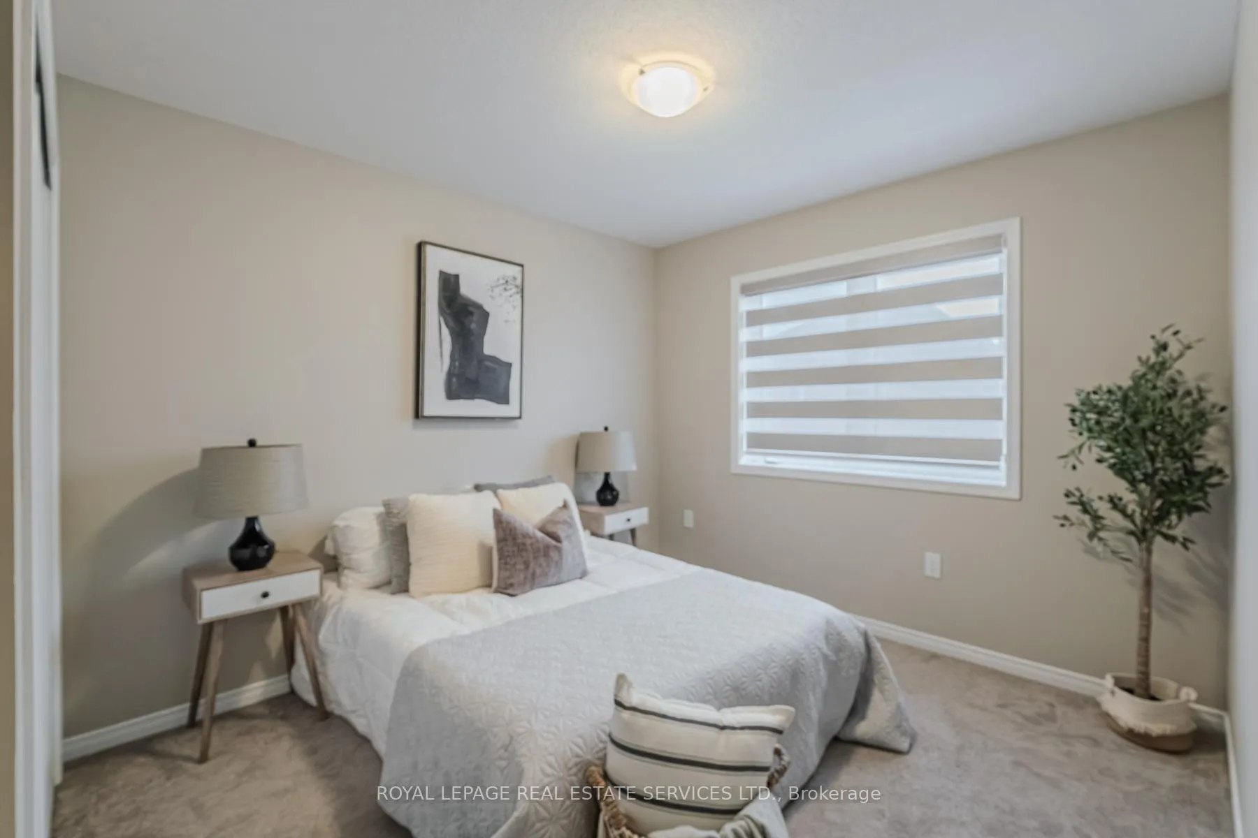 Photo 38 of 76 Cooke Avenue, Brantford, Shellard Lane — HOMEH