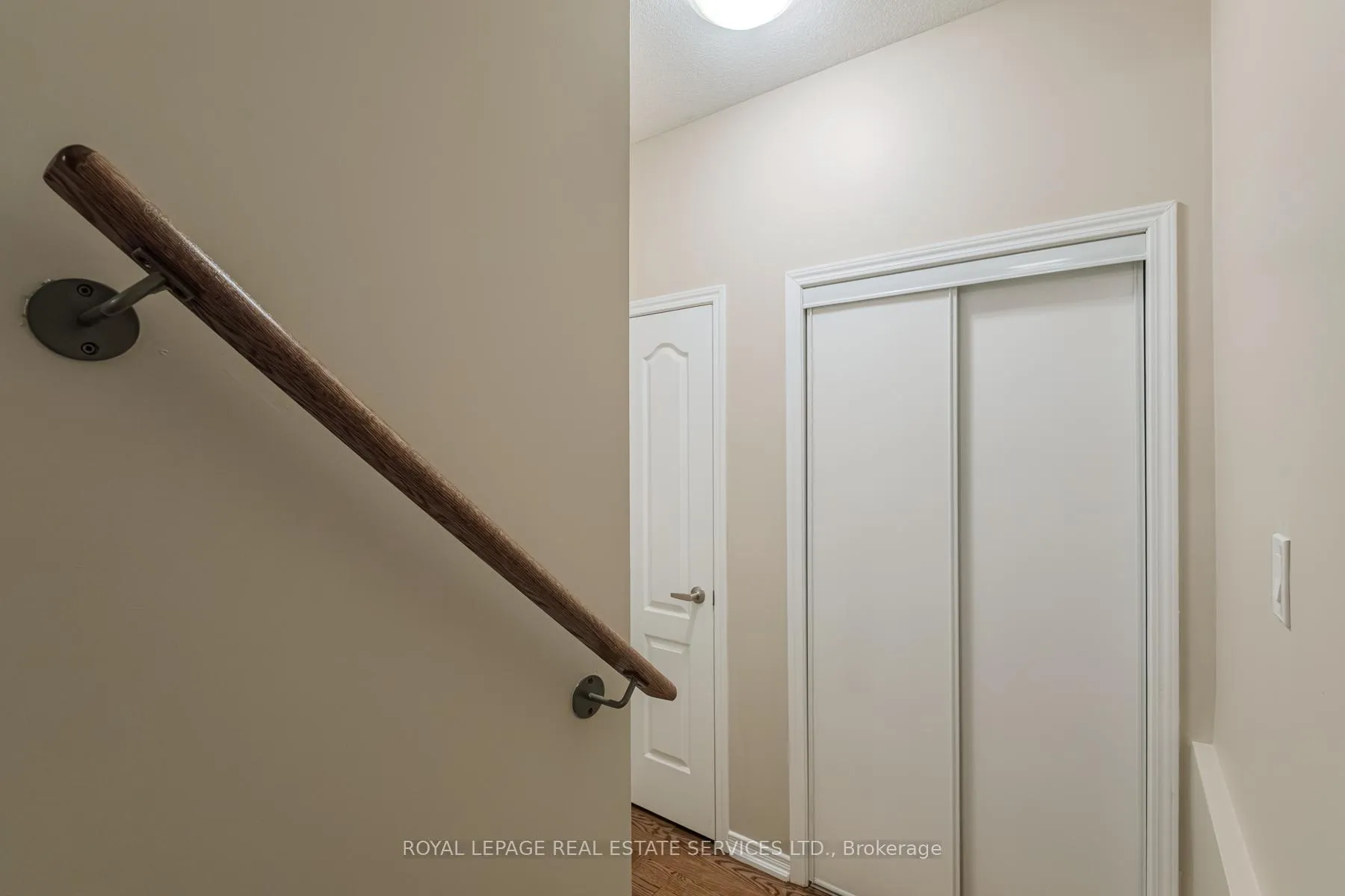 Photo 40 of 76 Cooke Avenue, Brantford, Shellard Lane — HOMEH