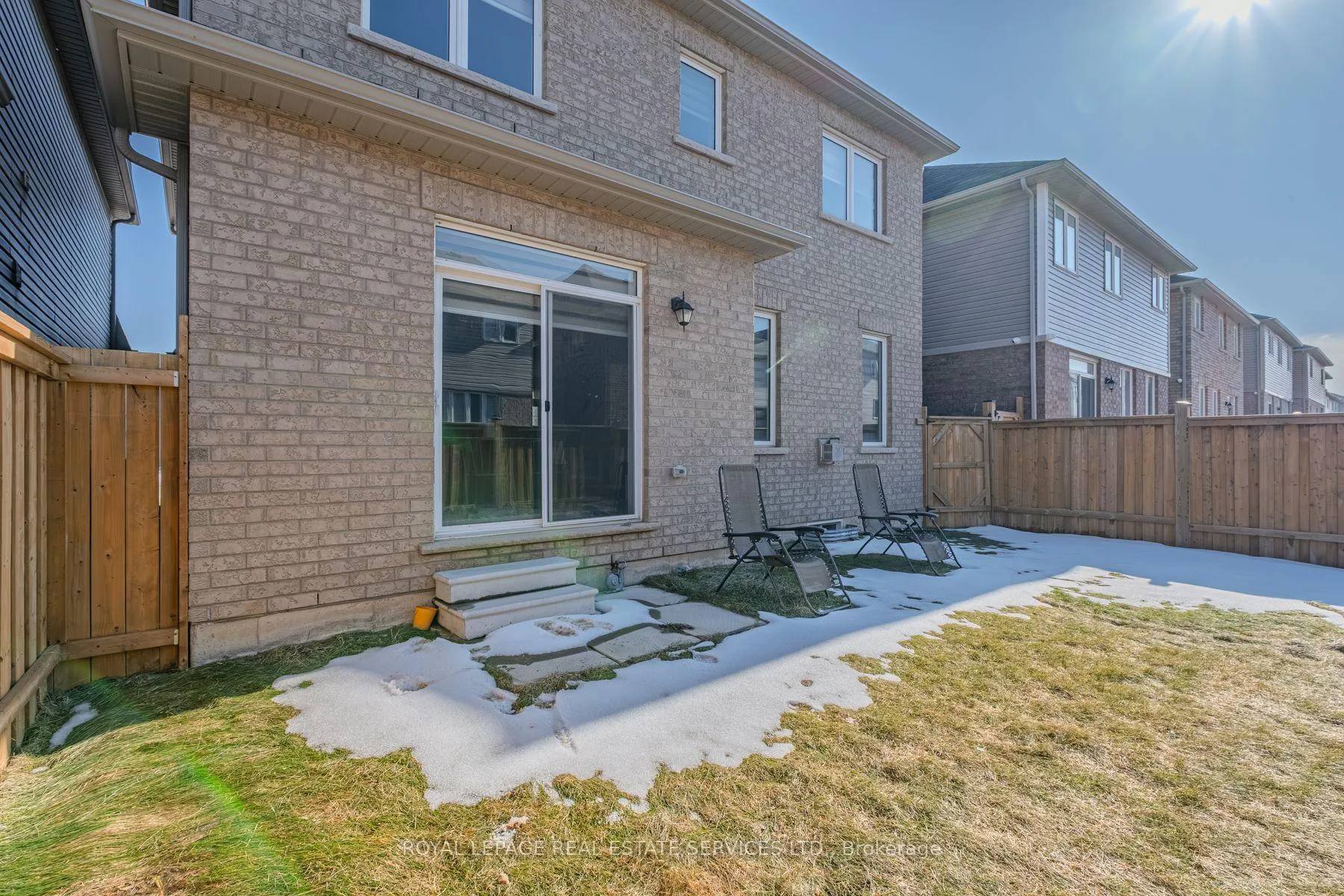Photo 42 of 76 Cooke Avenue, Brantford, Shellard Lane — HOMEH