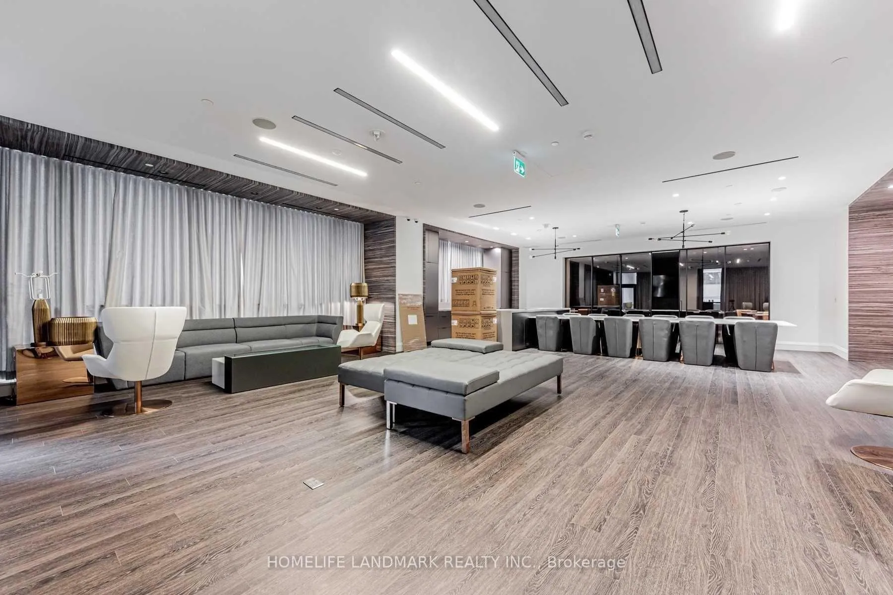 Photo 5 of Unit 2908, 39 Roehampton Avenue, Toronto, Mount Pleasant West — HOMEH