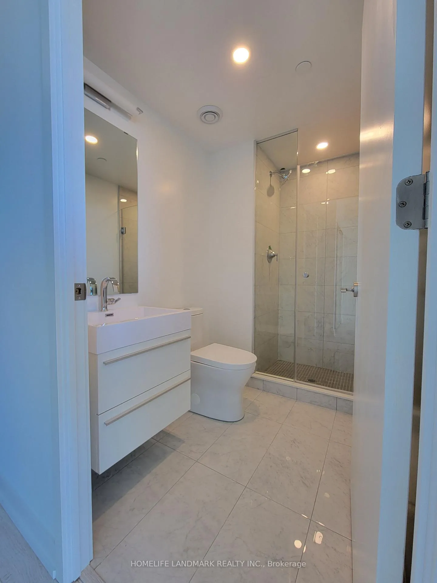 Photo 15 of Unit 2908, 39 Roehampton Avenue, Toronto, Mount Pleasant West — HOMEH