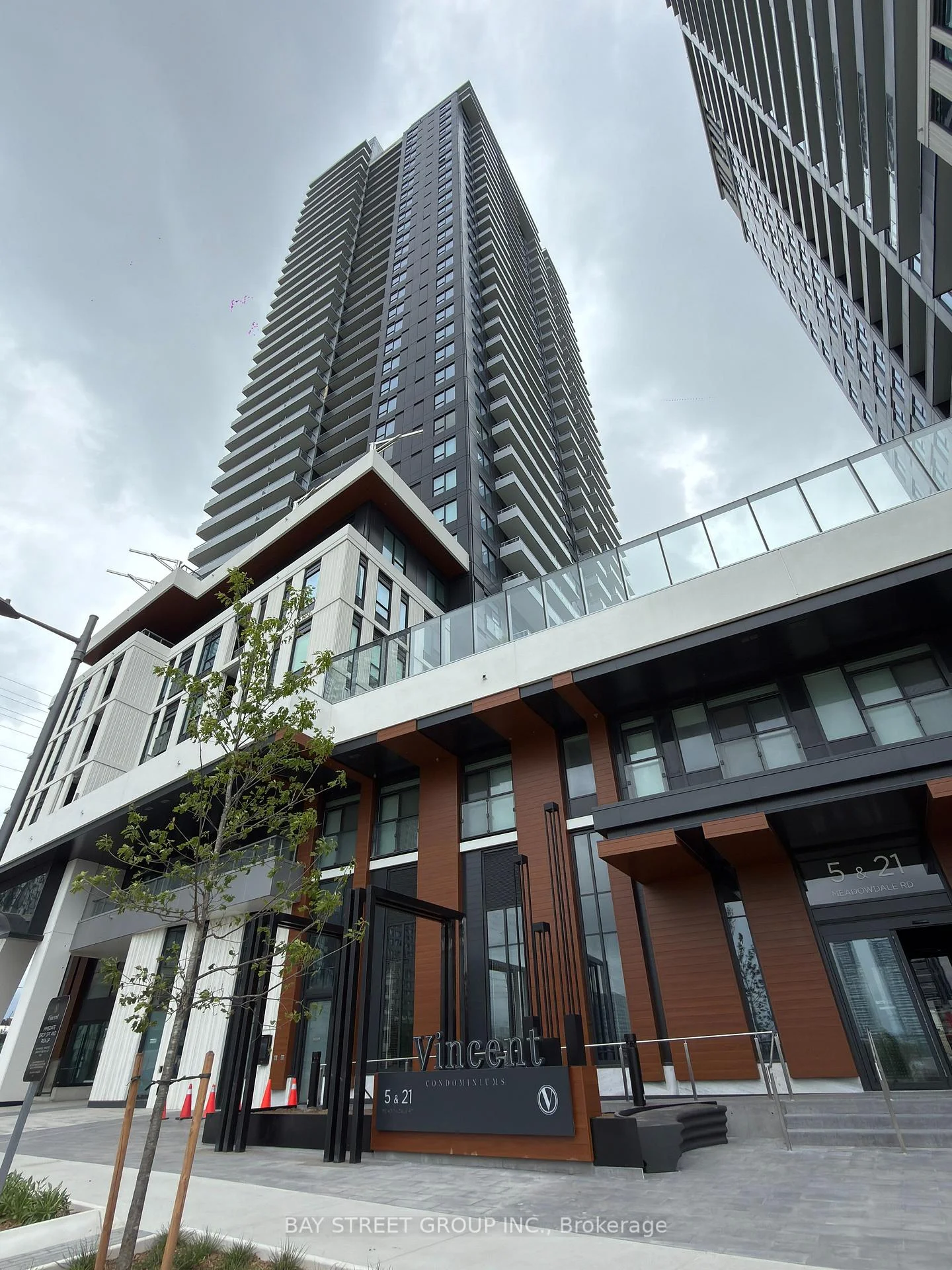 Photo 2 of Unit 1107, 2851 Highway 7 Road, Vaughan, Vaughan Corporate Centre — HOMEH