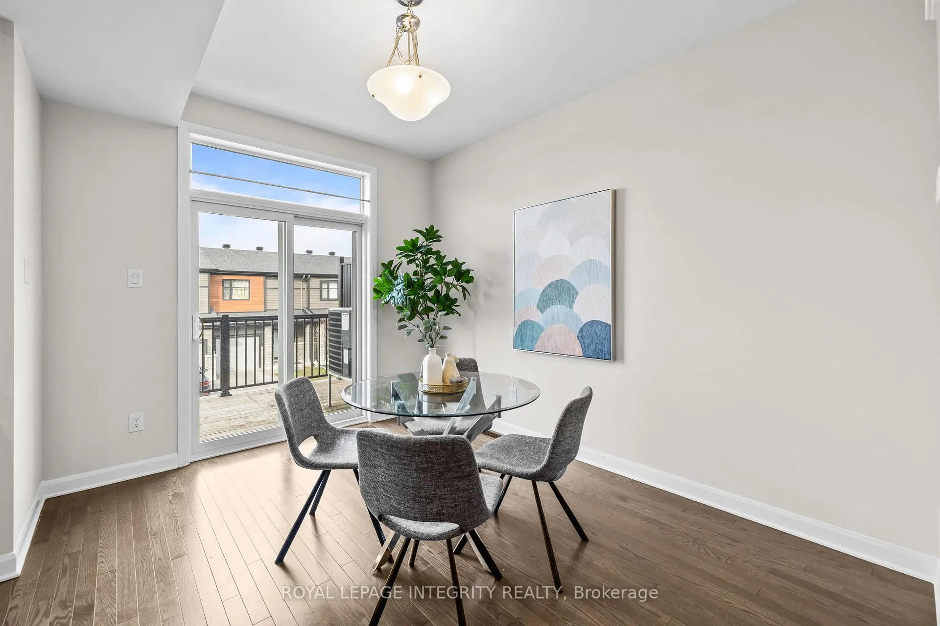 Photo 16 of 125 Attwell Private, Ottawa, Kanata - Morgan's Grant/South March — HOMEH