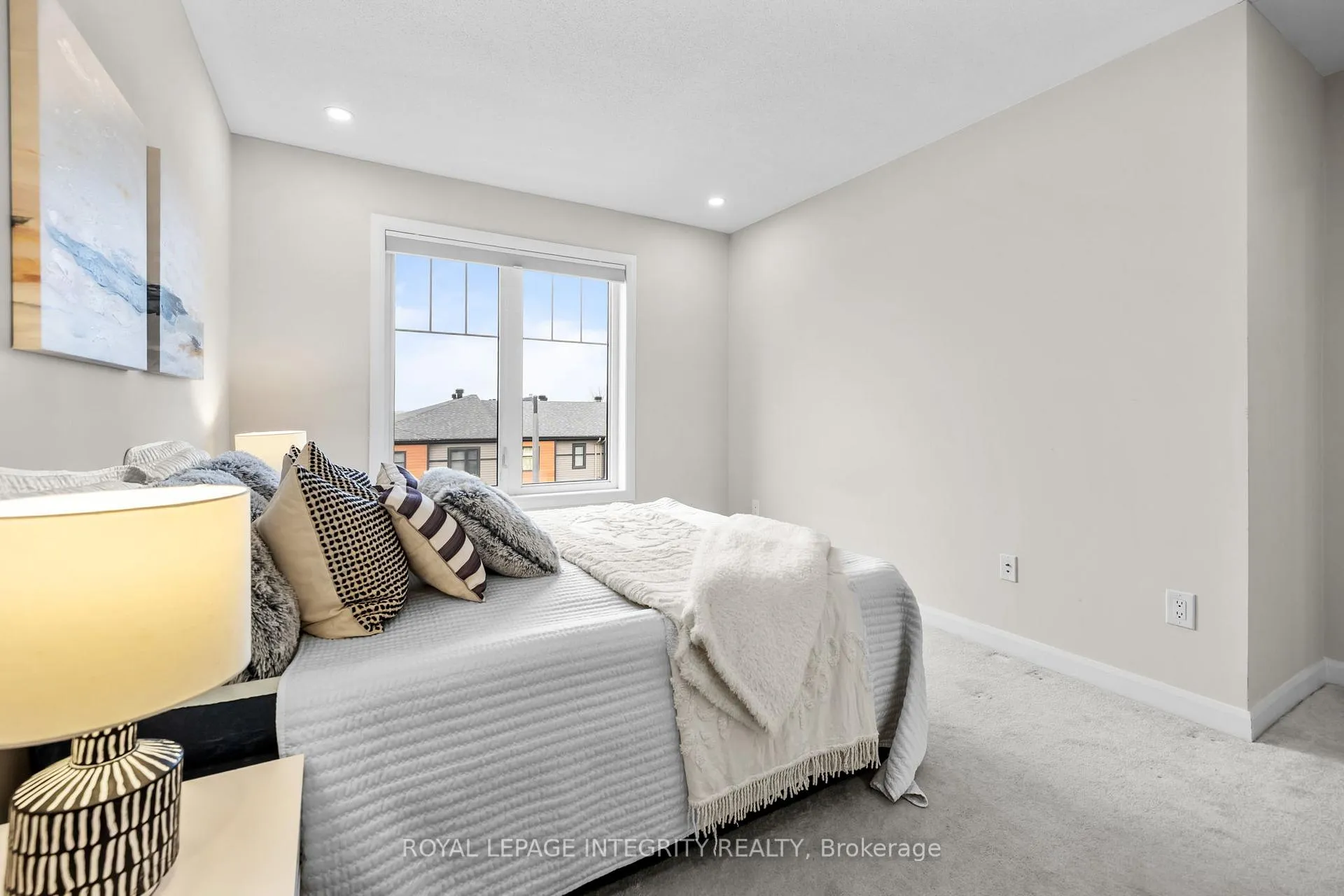 Photo 26 of 125 Attwell Private, Ottawa, Kanata - Morgan's Grant/South March — HOMEH