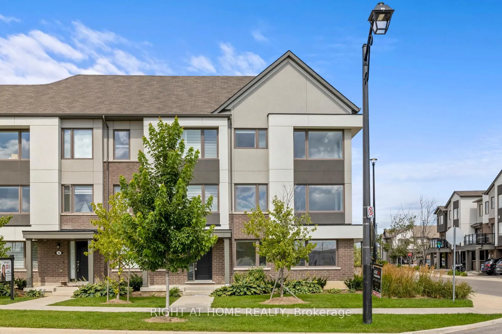 Photo 2 of Unit 7, 1125 Leger Way, Milton, Ford — HOMEH