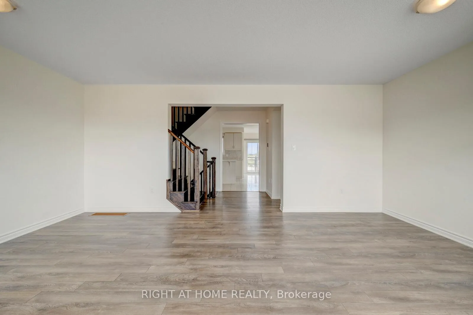 Photo 9 of Unit 7, 1125 Leger Way, Milton, Ford — HOMEH