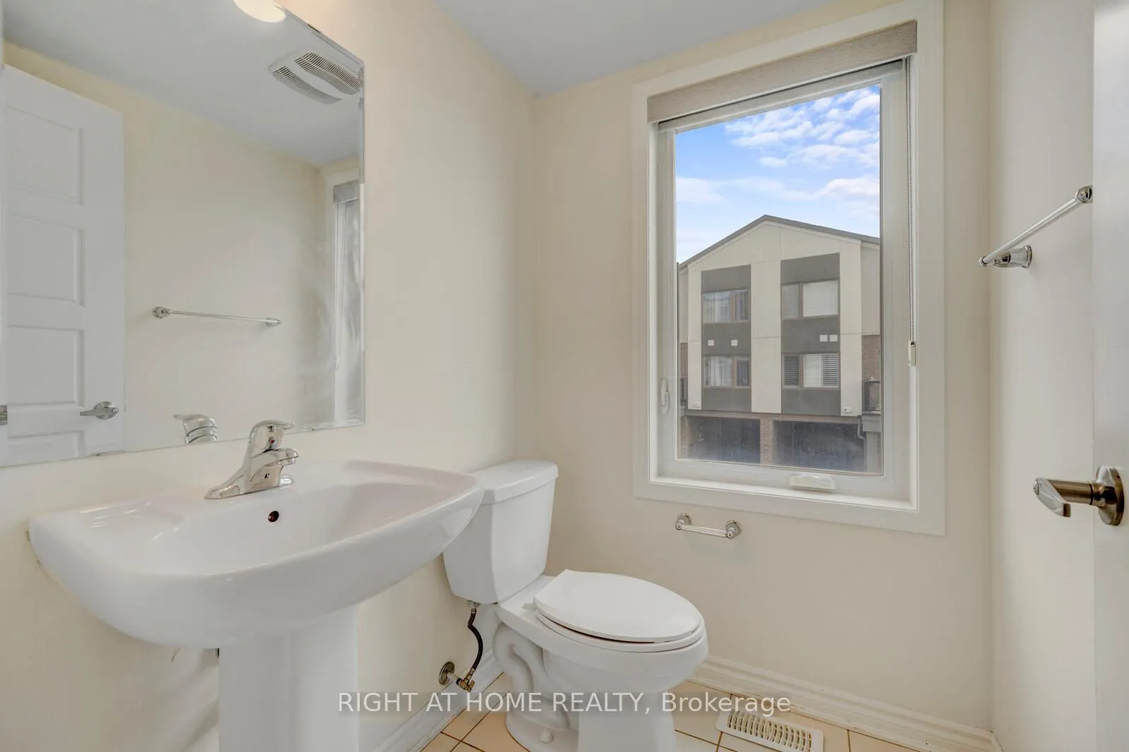 Photo 17 of Unit 7, 1125 Leger Way, Milton, Ford — HOMEH