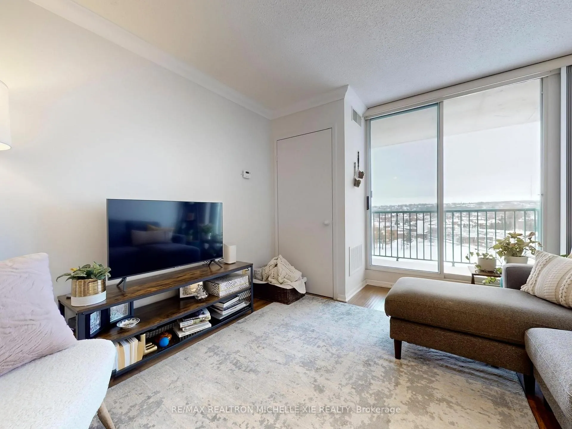 Photo 3 of Unit 1012, 75 Ellen Street, Barrie, City Centre — HOMEH