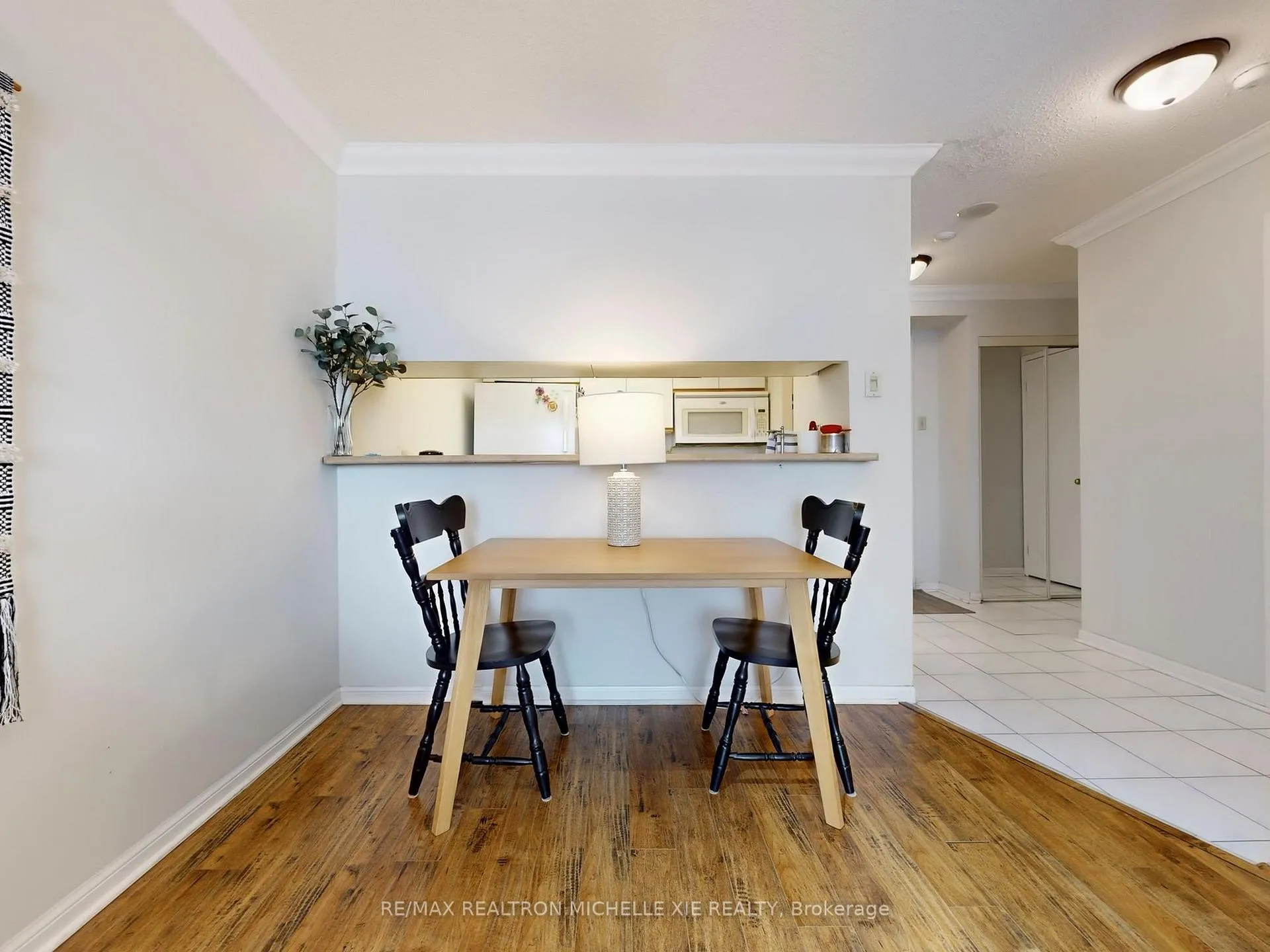Photo 7 of Unit 1012, 75 Ellen Street, Barrie, City Centre — HOMEH