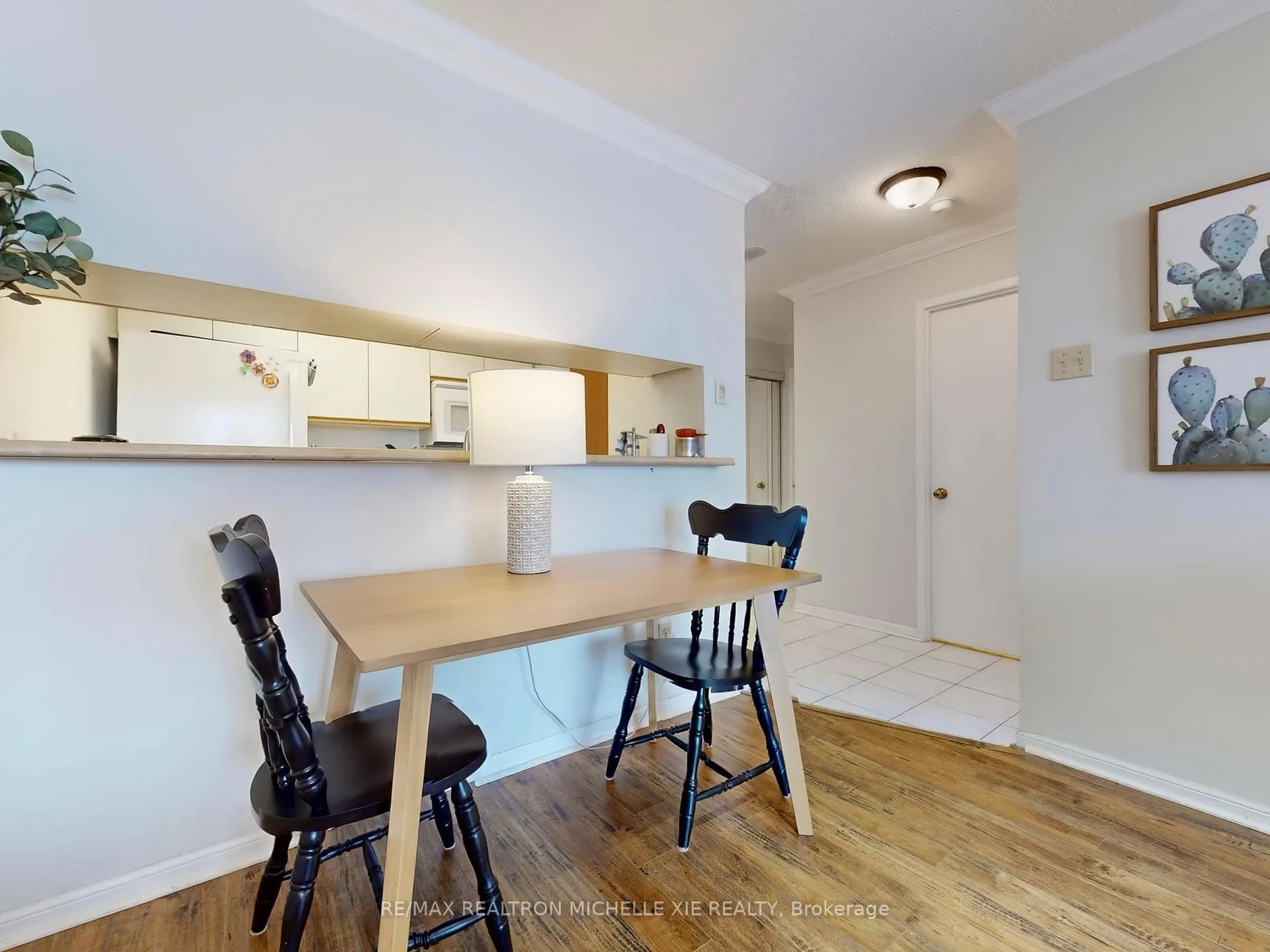 Photo 9 of Unit 1012, 75 Ellen Street, Barrie, City Centre — HOMEH