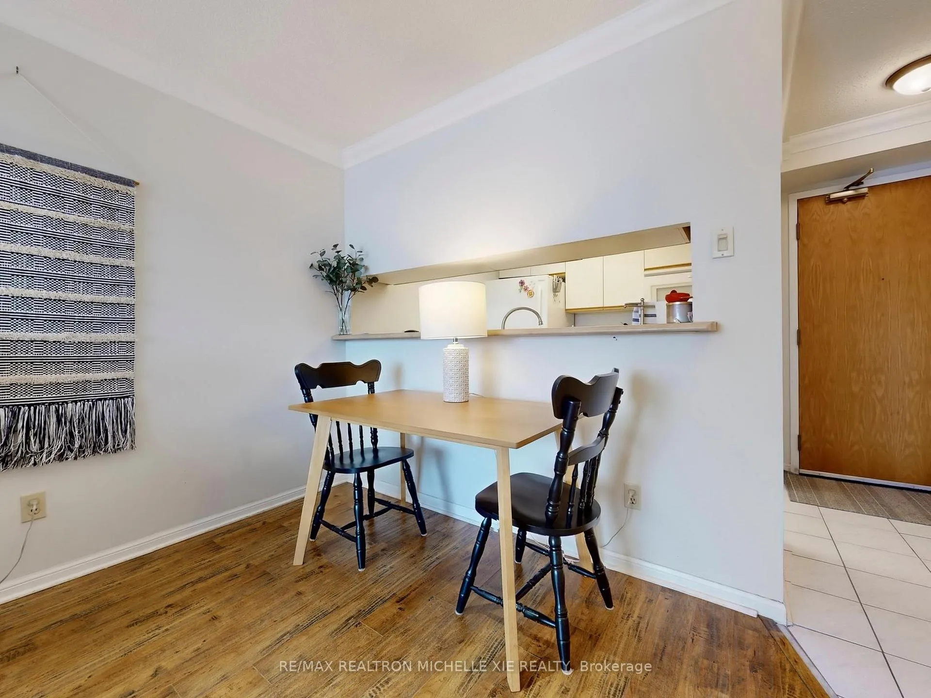 Photo 10 of Unit 1012, 75 Ellen Street, Barrie, City Centre — HOMEH