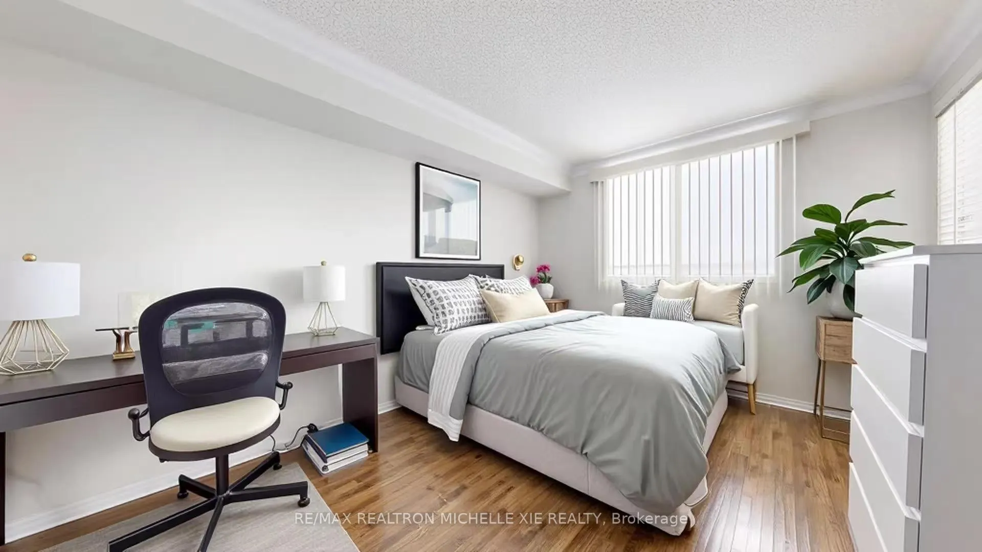 Photo 12 of Unit 1012, 75 Ellen Street, Barrie, City Centre — HOMEH