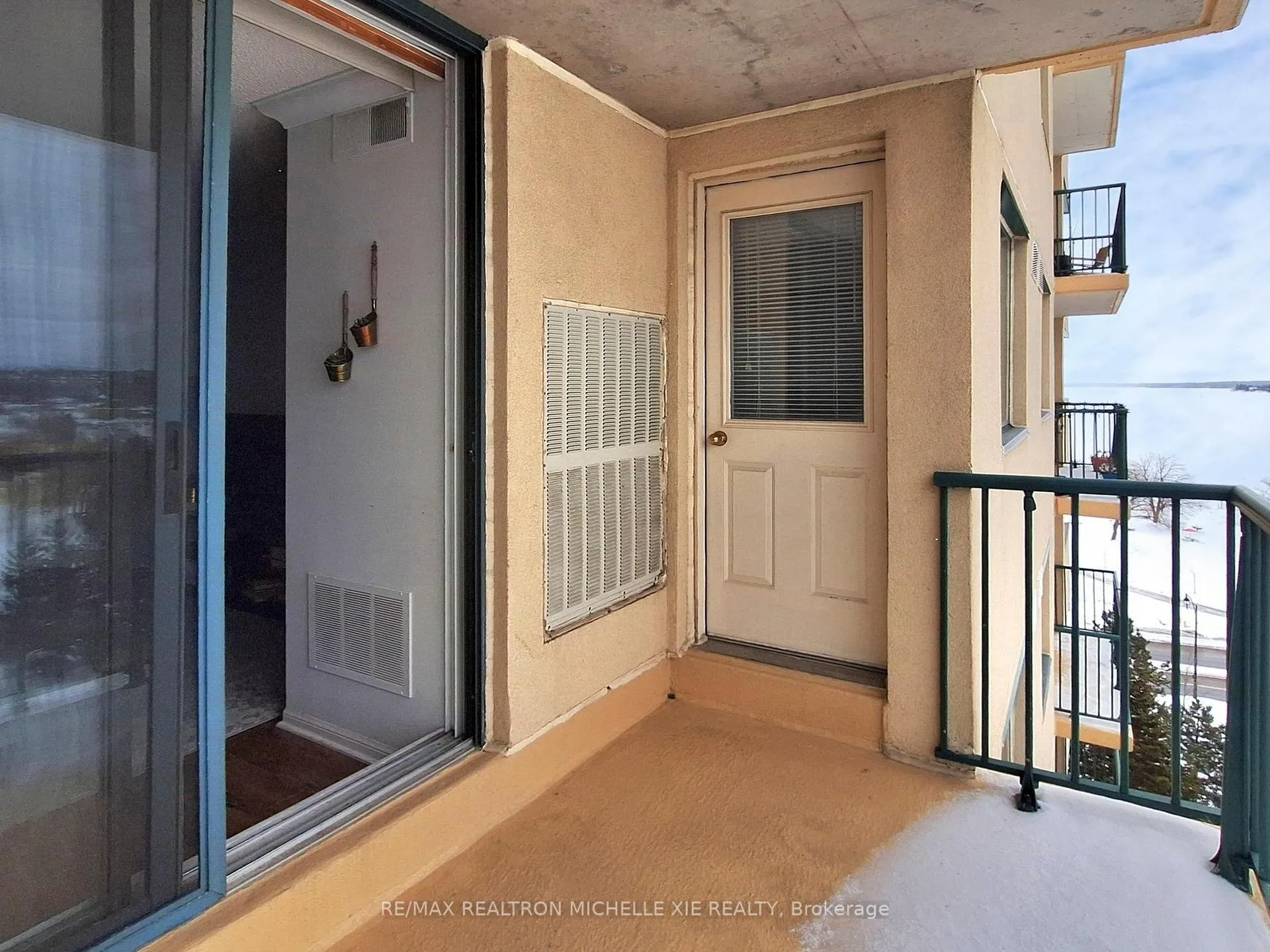 Photo 25 of Unit 1012, 75 Ellen Street, Barrie, City Centre — HOMEH