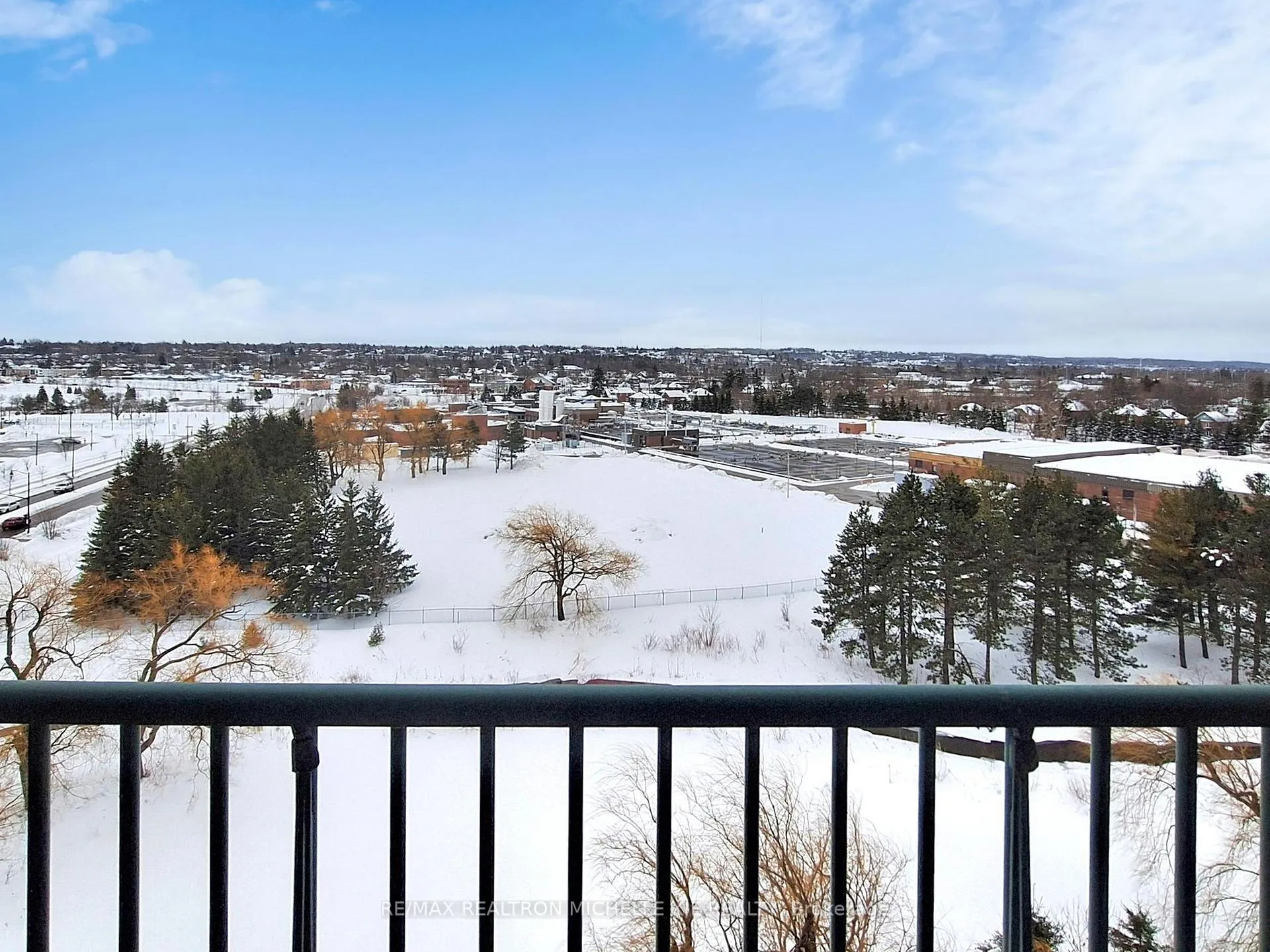 Photo 26 of Unit 1012, 75 Ellen Street, Barrie, City Centre — HOMEH