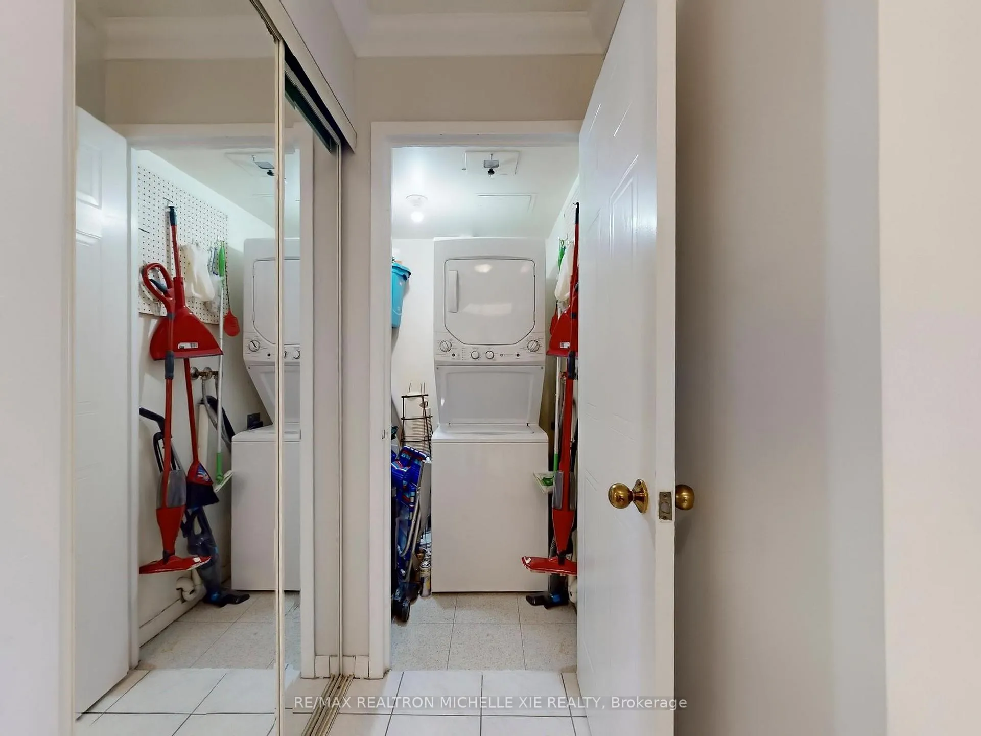 Photo 29 of Unit 1012, 75 Ellen Street, Barrie, City Centre — HOMEH