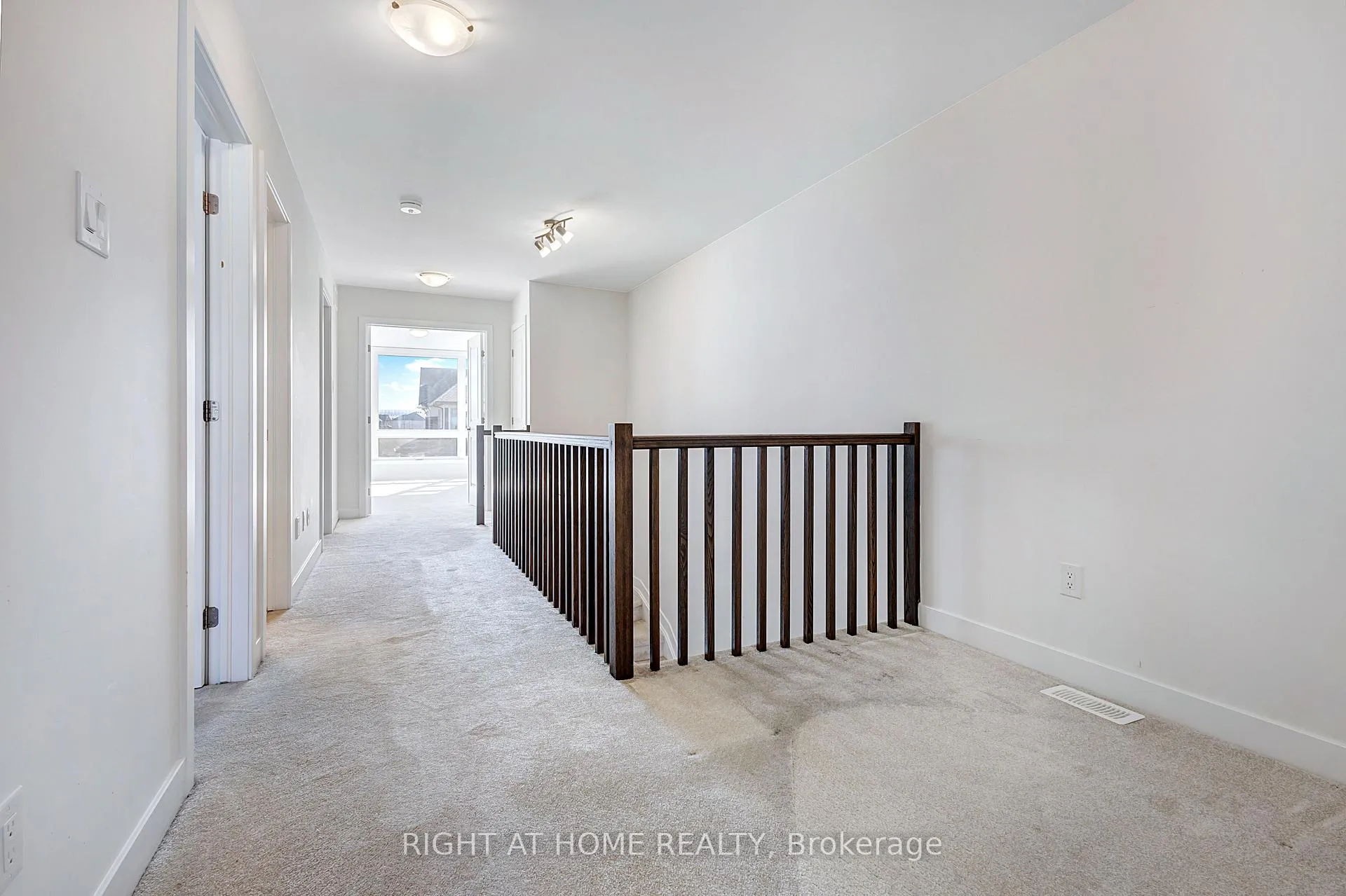 Photo 14 of 500 Triangle Street, Ottawa, Kanata - Emerald Meadows/Trailwest — HOMEH