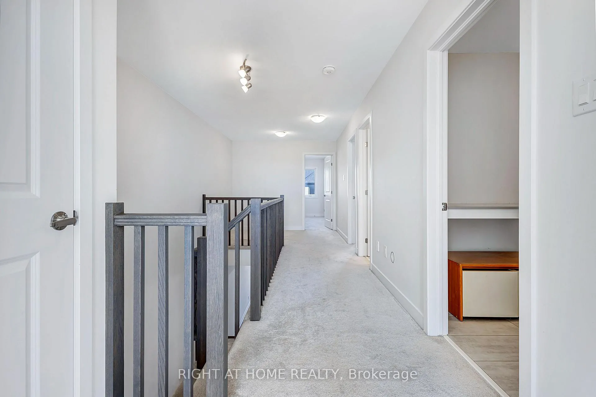 Photo 15 of 500 Triangle Street, Ottawa, Kanata - Emerald Meadows/Trailwest — HOMEH