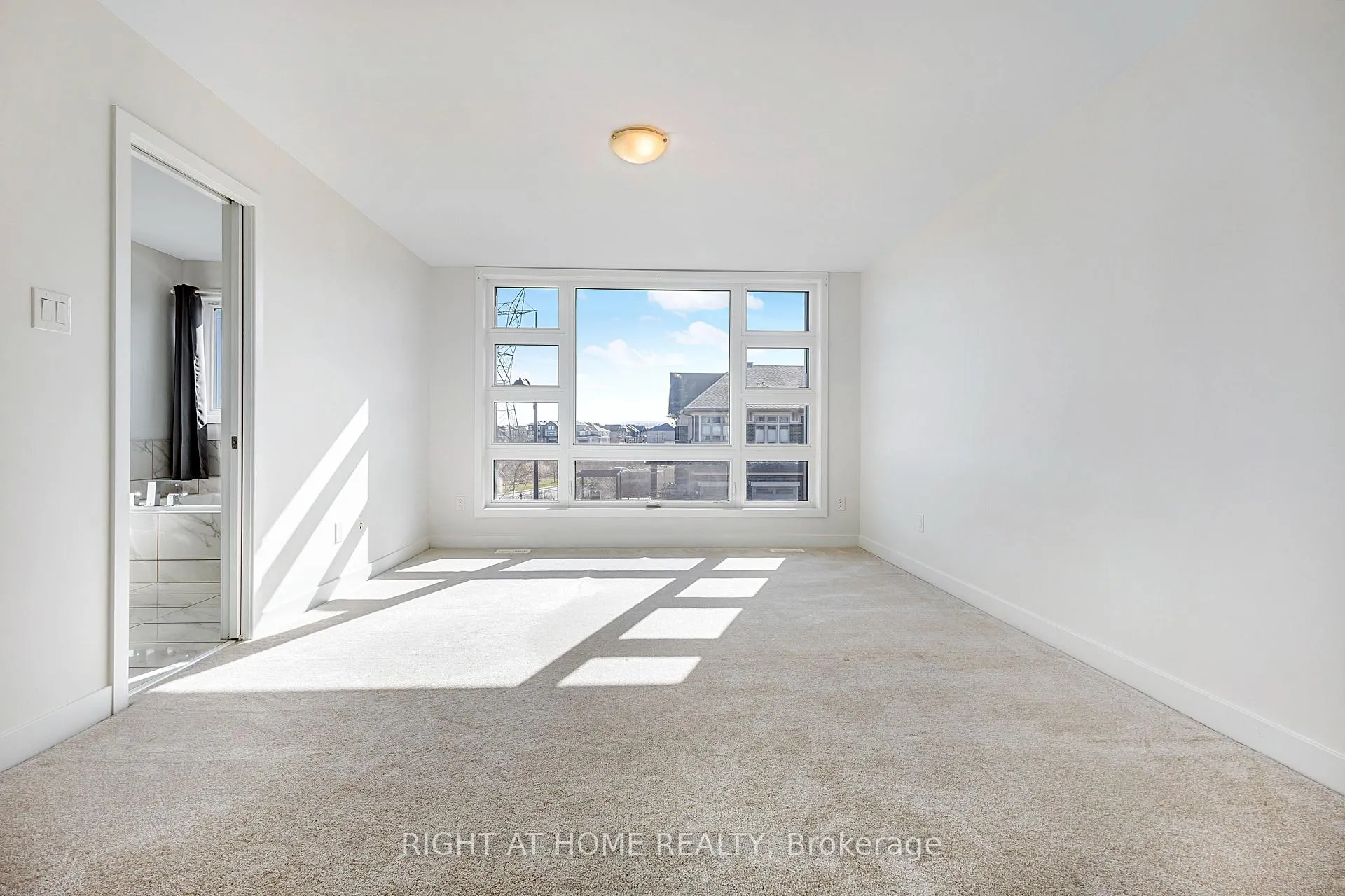 Photo 16 of 500 Triangle Street, Ottawa, Kanata - Emerald Meadows/Trailwest — HOMEH