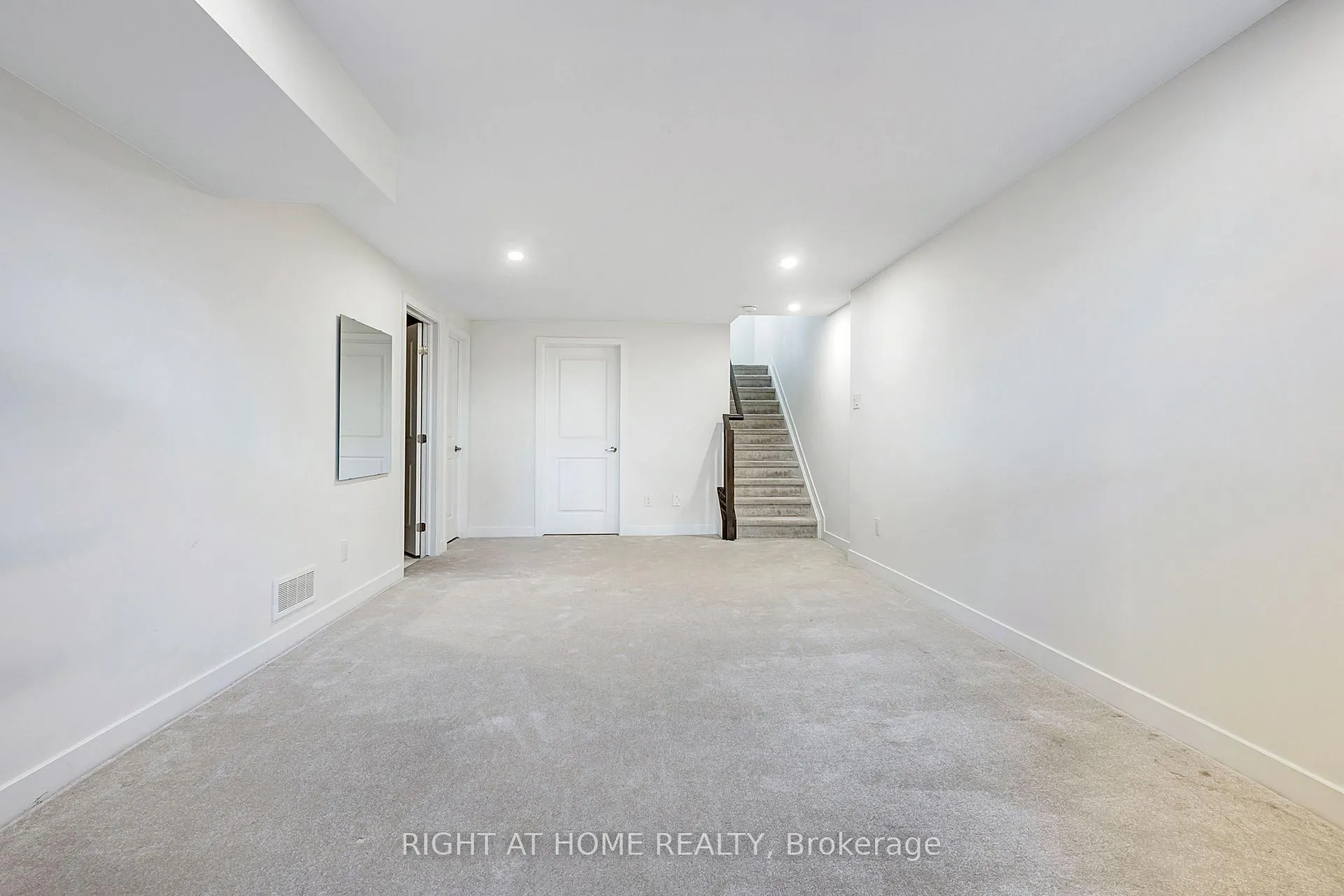 Photo 24 of 500 Triangle Street, Ottawa, Kanata - Emerald Meadows/Trailwest — HOMEH
