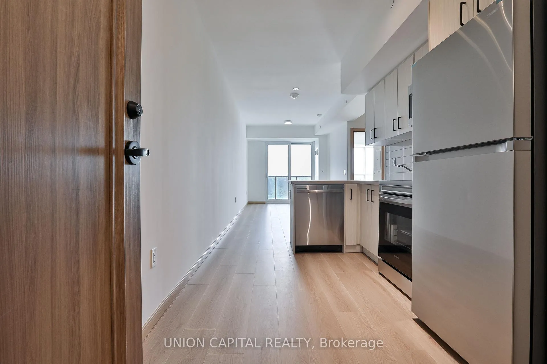Front of Unit A617, 3421 Sheppard Avenue E