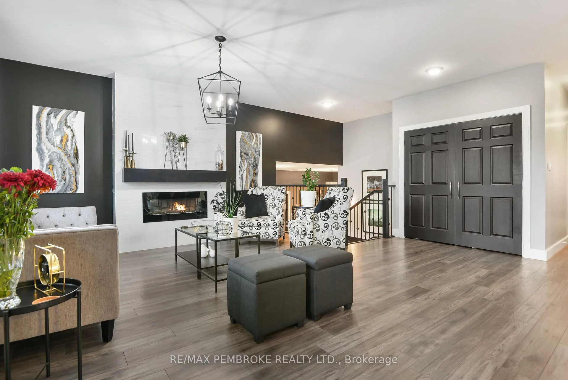 Photo 8 of 35 Vera Crescent, Whitewater Region, Beachburg — HOMEH