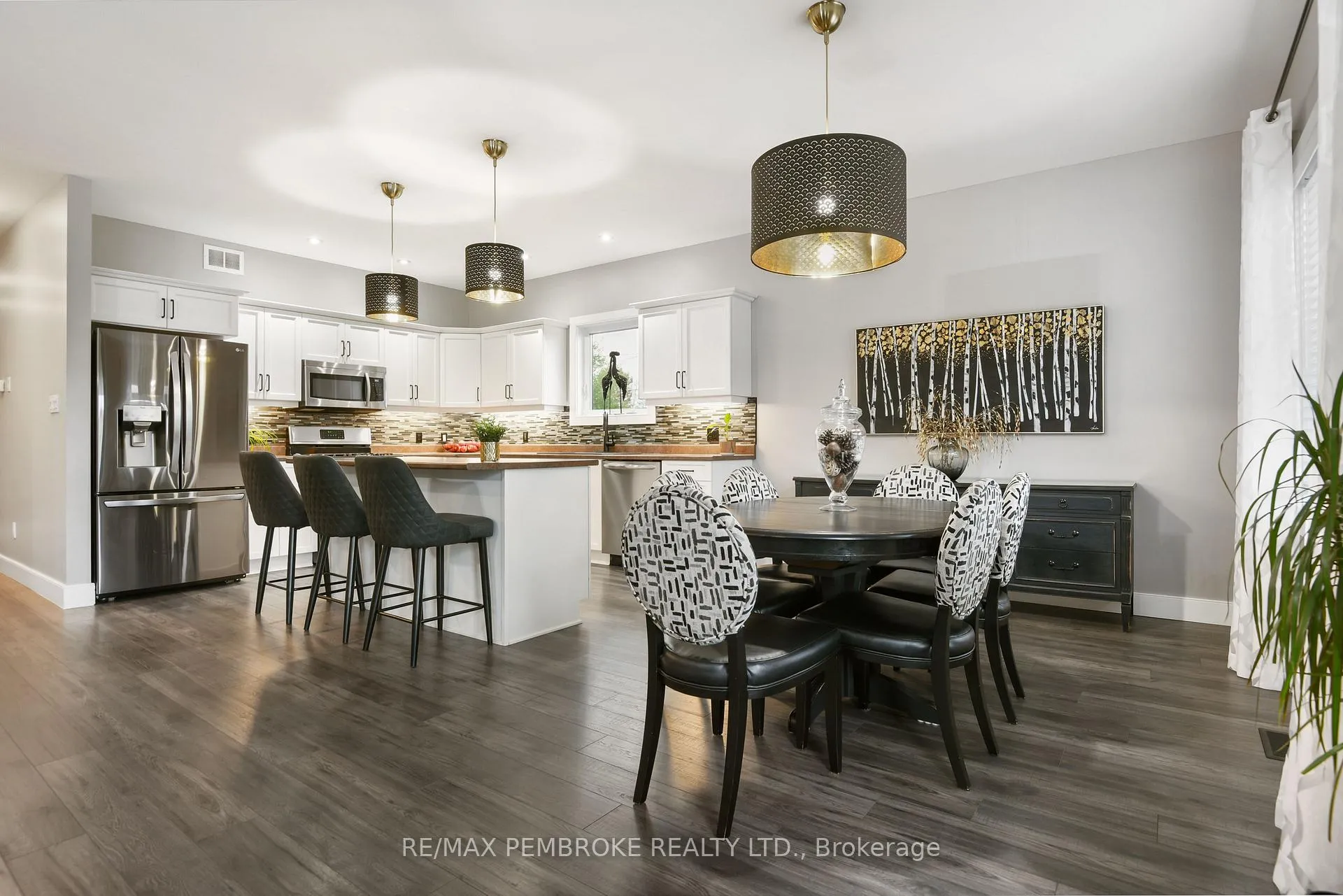 Photo 14 of 35 Vera Crescent, Whitewater Region, Beachburg — HOMEH