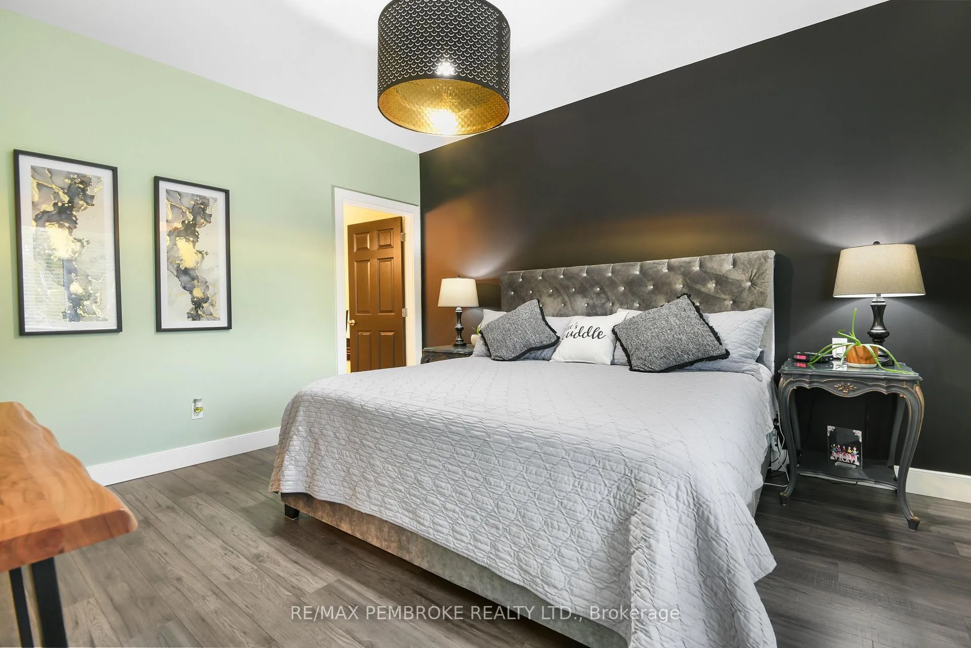 Photo 20 of 35 Vera Crescent, Whitewater Region, Beachburg — HOMEH