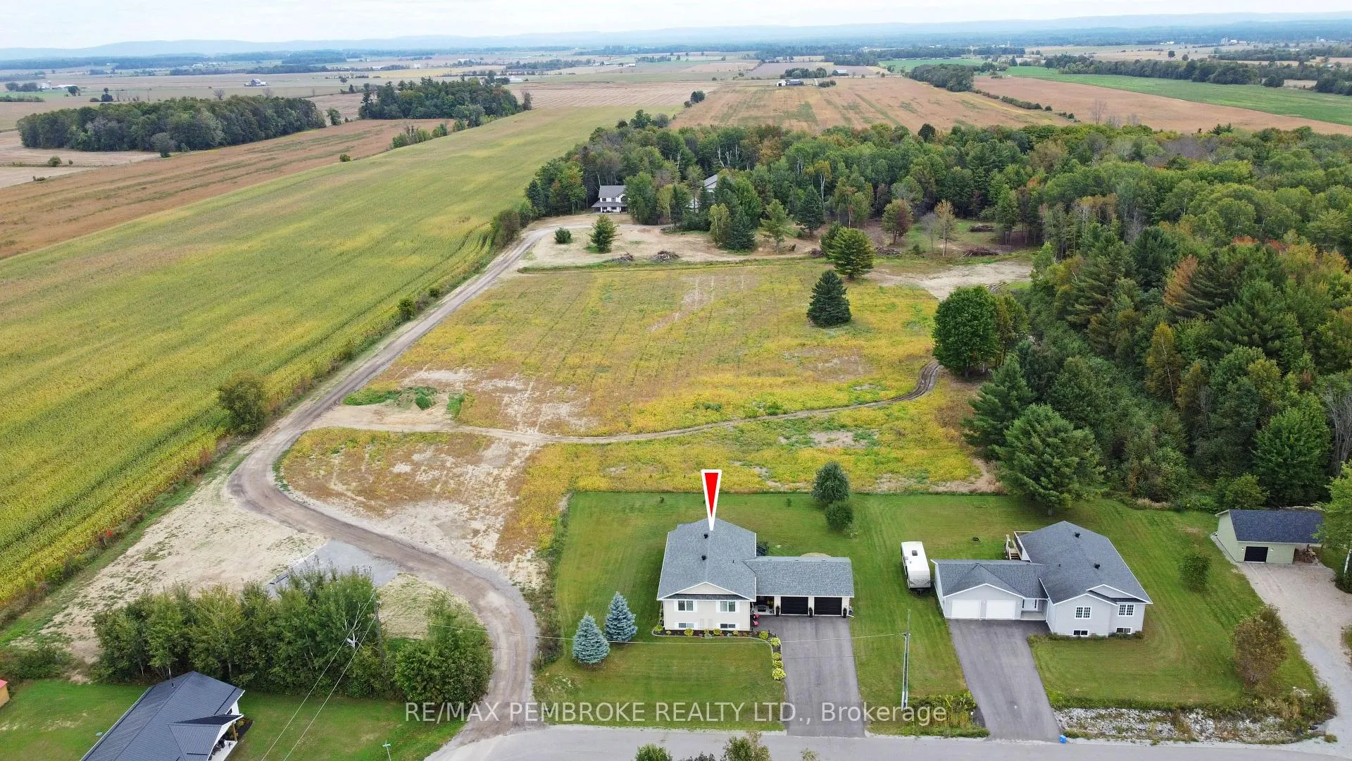 Photo 47 of 35 Vera Crescent, Whitewater Region, Beachburg — HOMEH