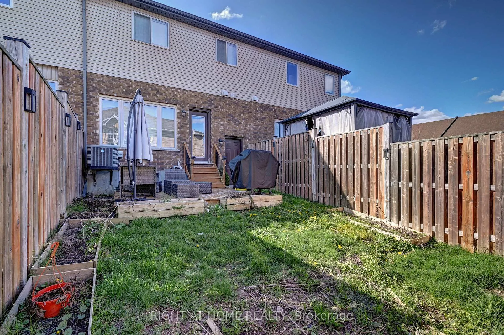 Photo 27 of 33 Mussen Street, Guelph, Victoria North — HOMEH