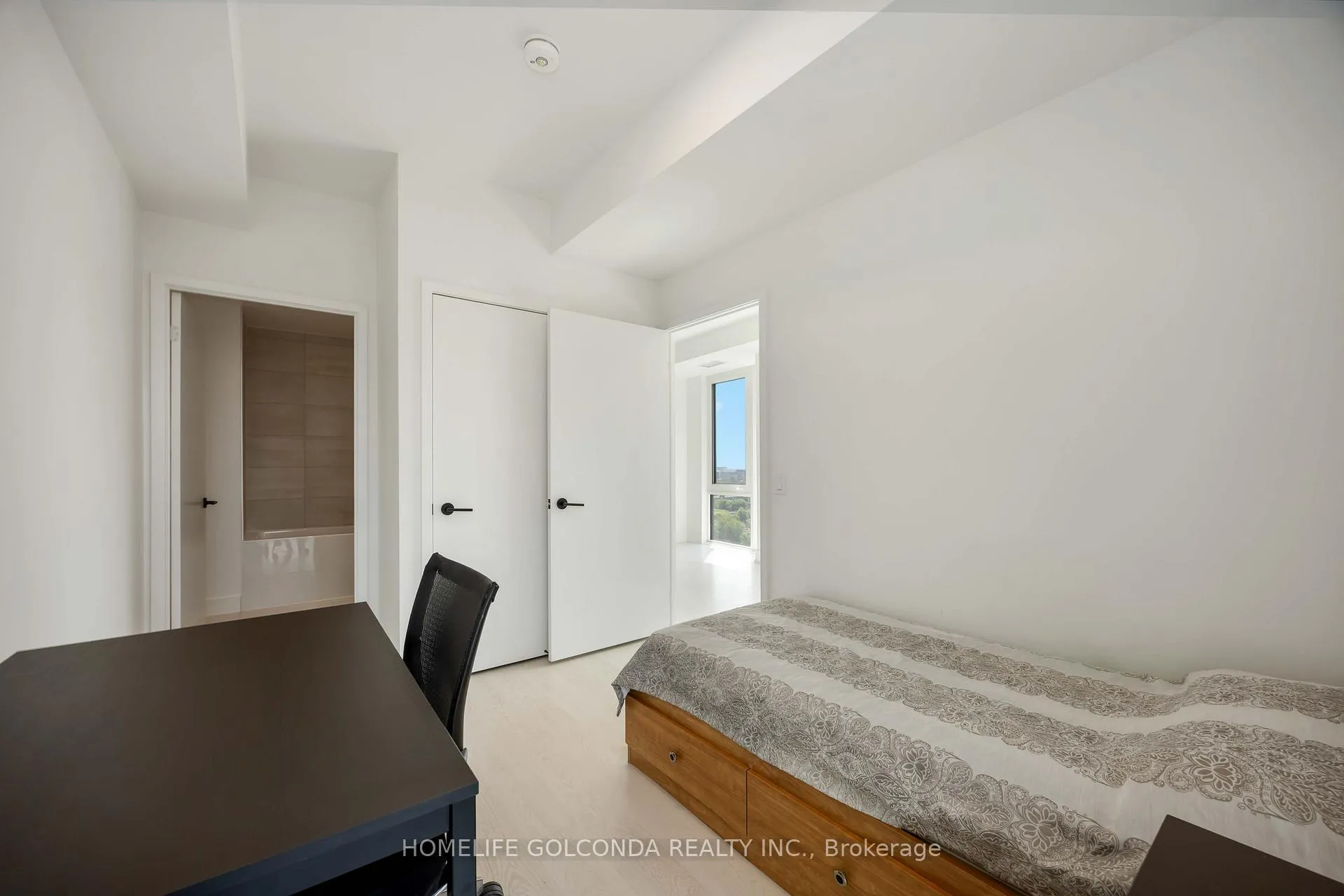 Photo 5 of Unit 1703, 308 Jarvis Street, Toronto, Church-Yonge Corridor — HOMEH