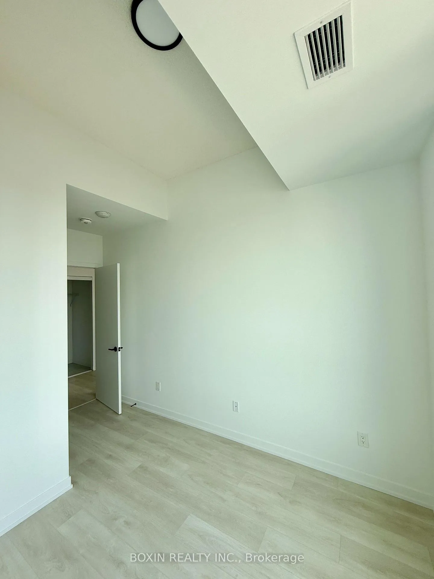 Photo 5 of Unit C1609, 4878 Powers Common, Burlington, Alton — HOMEH